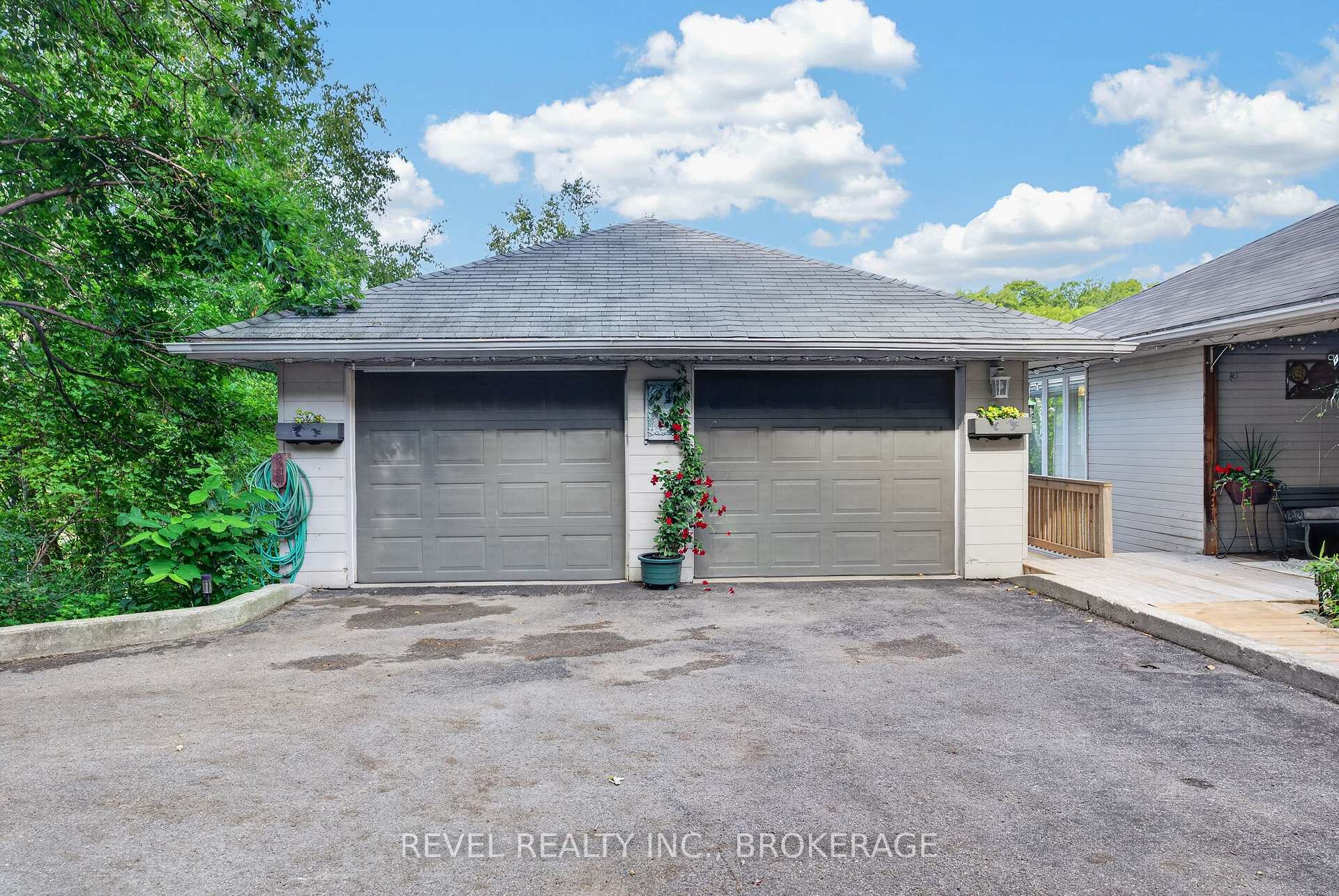 Photo 6 of 5383 Rideau Road, Frontenac, Frontenac South — HOMEH