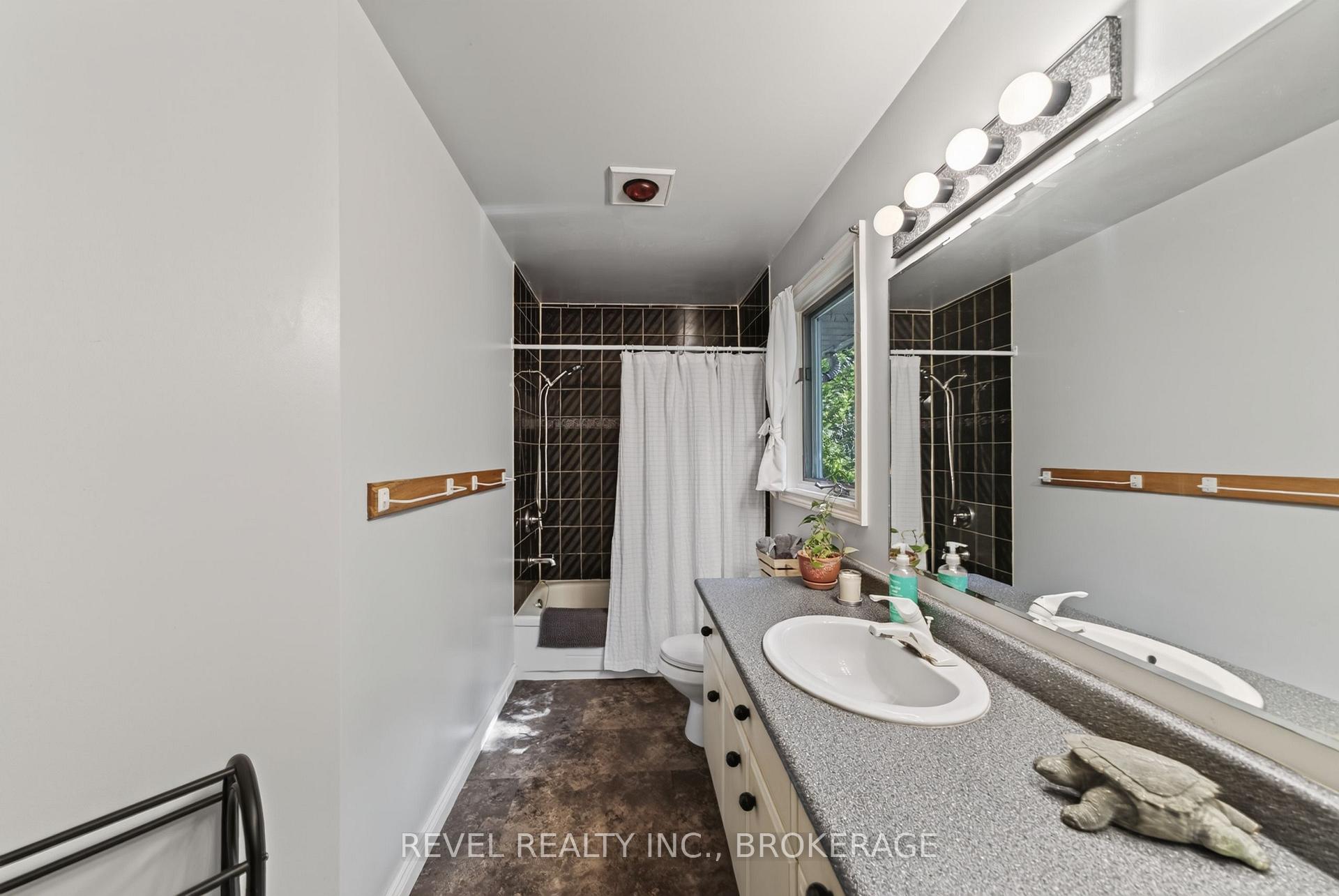 Photo 34 of 5383 Rideau Road, Frontenac, Frontenac South — HOMEH