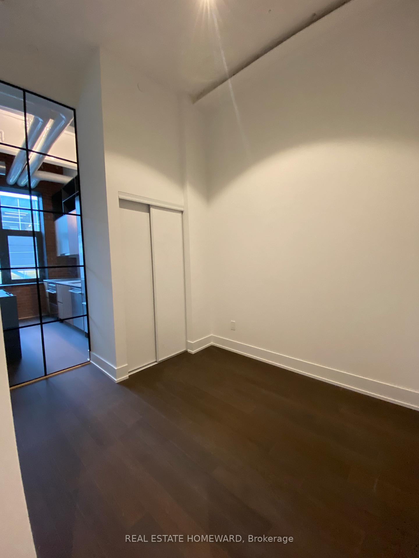Photo 8 of Unit 406, 150 Logan Avenue, Toronto, South Riverdale — HOMEH