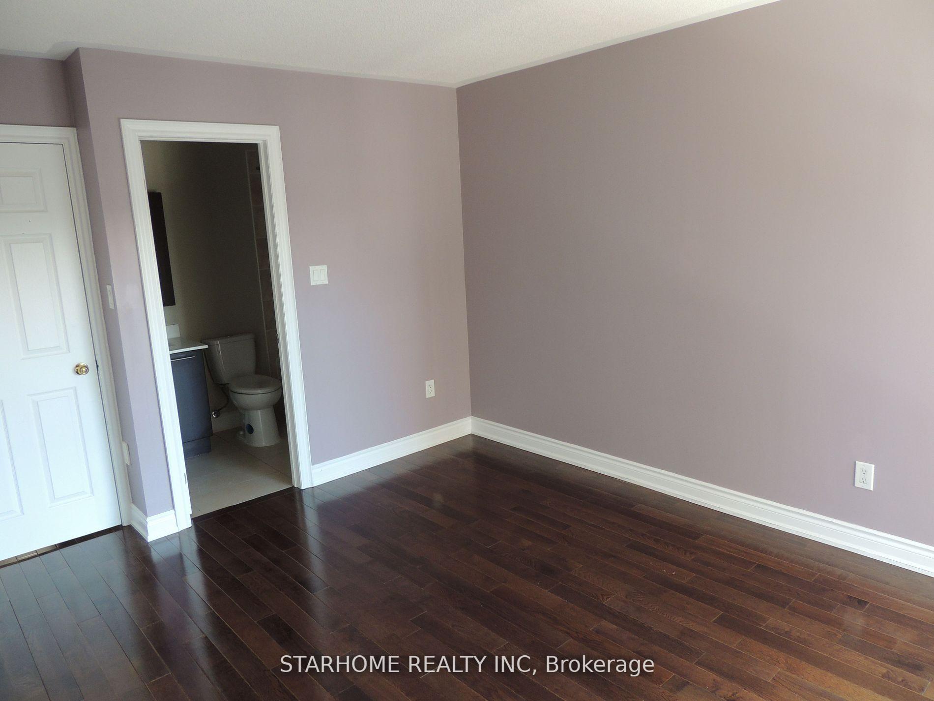 Photo 10 of 8 Times Avenue, Markham, Commerce Valley — HOMEH