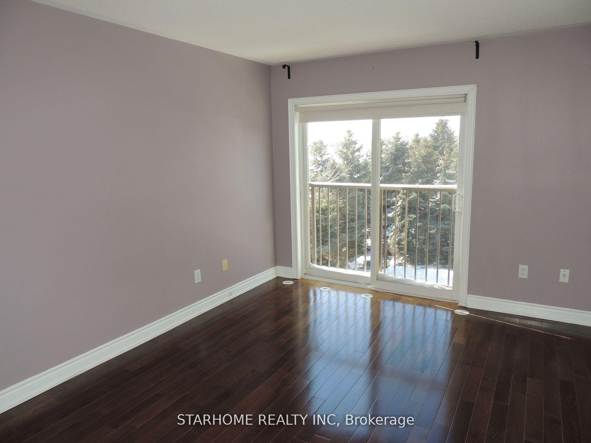 Photo 11 of 8 Times Avenue, Markham, Commerce Valley — HOMEH