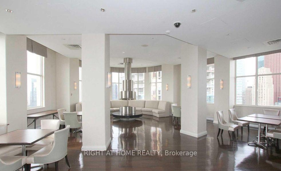 Photo 20 of Unit 1619, 25 The Esplanade, Toronto, Waterfront Communities — HOMEH