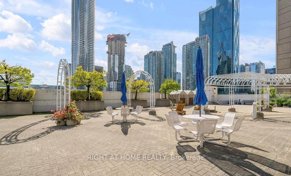Photo 22 of Unit 1619, 25 The Esplanade, Toronto, Waterfront Communities — HOMEH