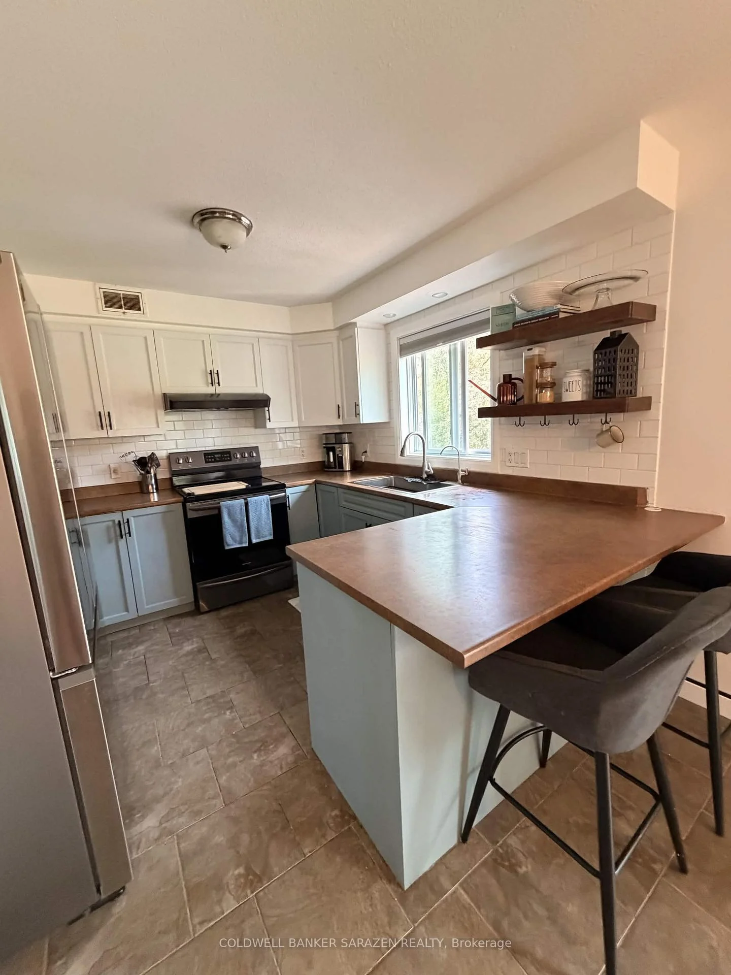 Photo 12 of 1683 Ira Morgan Way, Ottawa, Osgoode Twp North of Reg Rd 6 — HOMEH