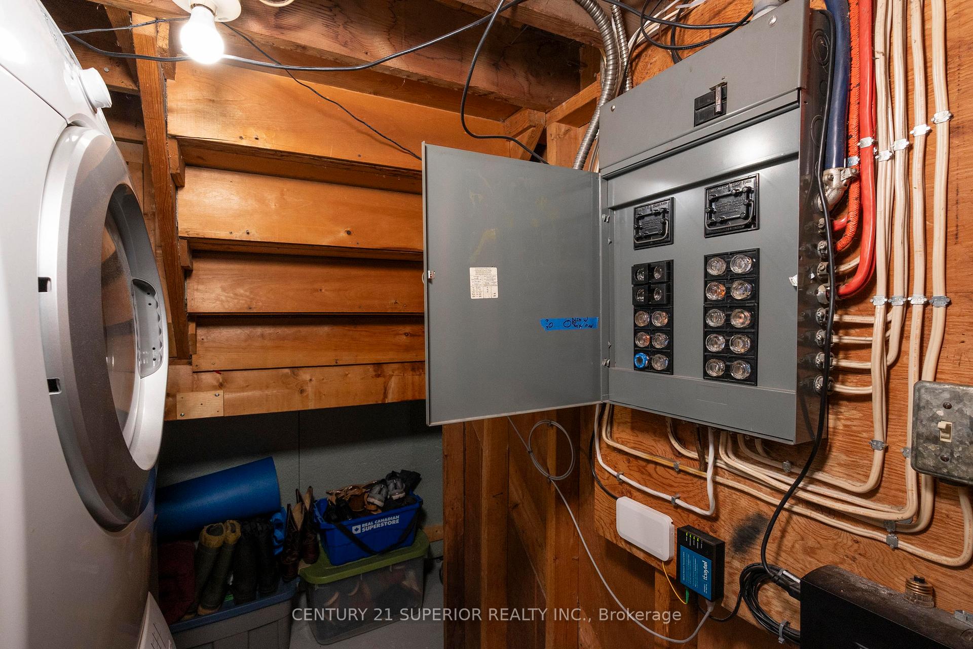 Photo 37 of 218 Christina Street E, Thunder Bay, Westfort — HOMEH