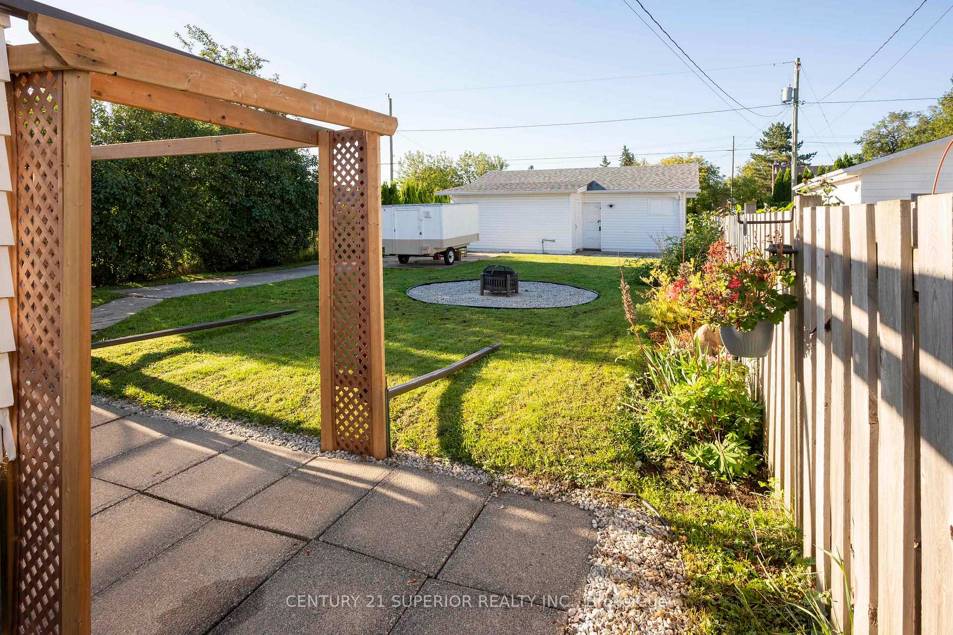 Photo 39 of 218 Christina Street E, Thunder Bay, Westfort — HOMEH
