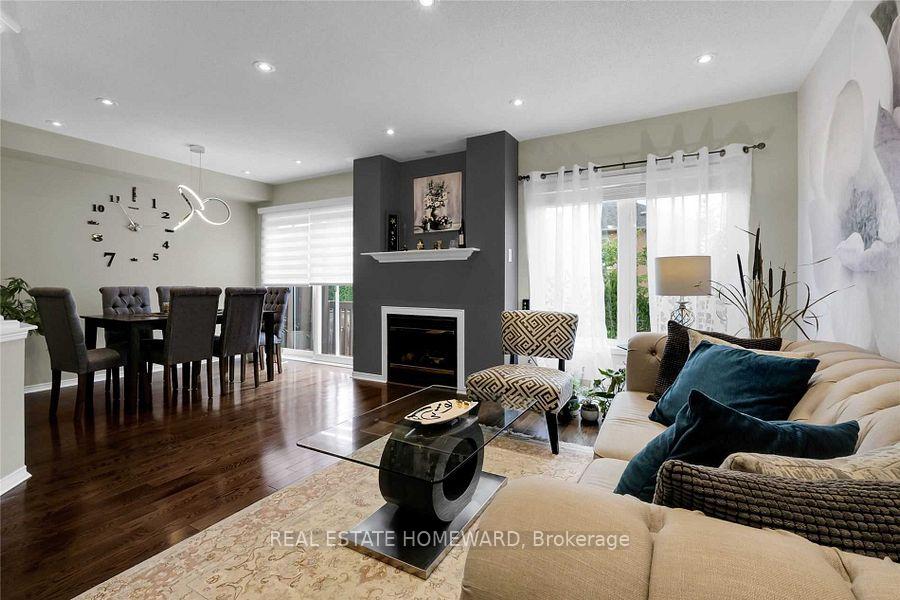 Photo 12 of 19 Bilbrough Street, Aurora, Bayview Northeast — HOMEH