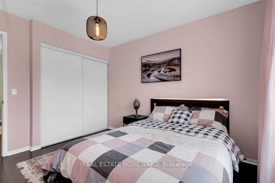 Photo 25 of 19 Bilbrough Street, Aurora, Bayview Northeast — HOMEH