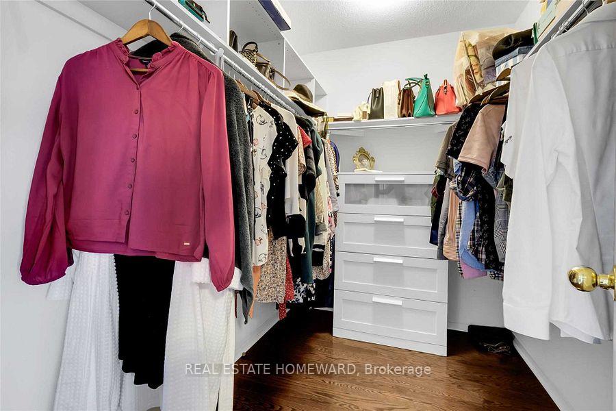 Photo 32 of 19 Bilbrough Street, Aurora, Bayview Northeast — HOMEH