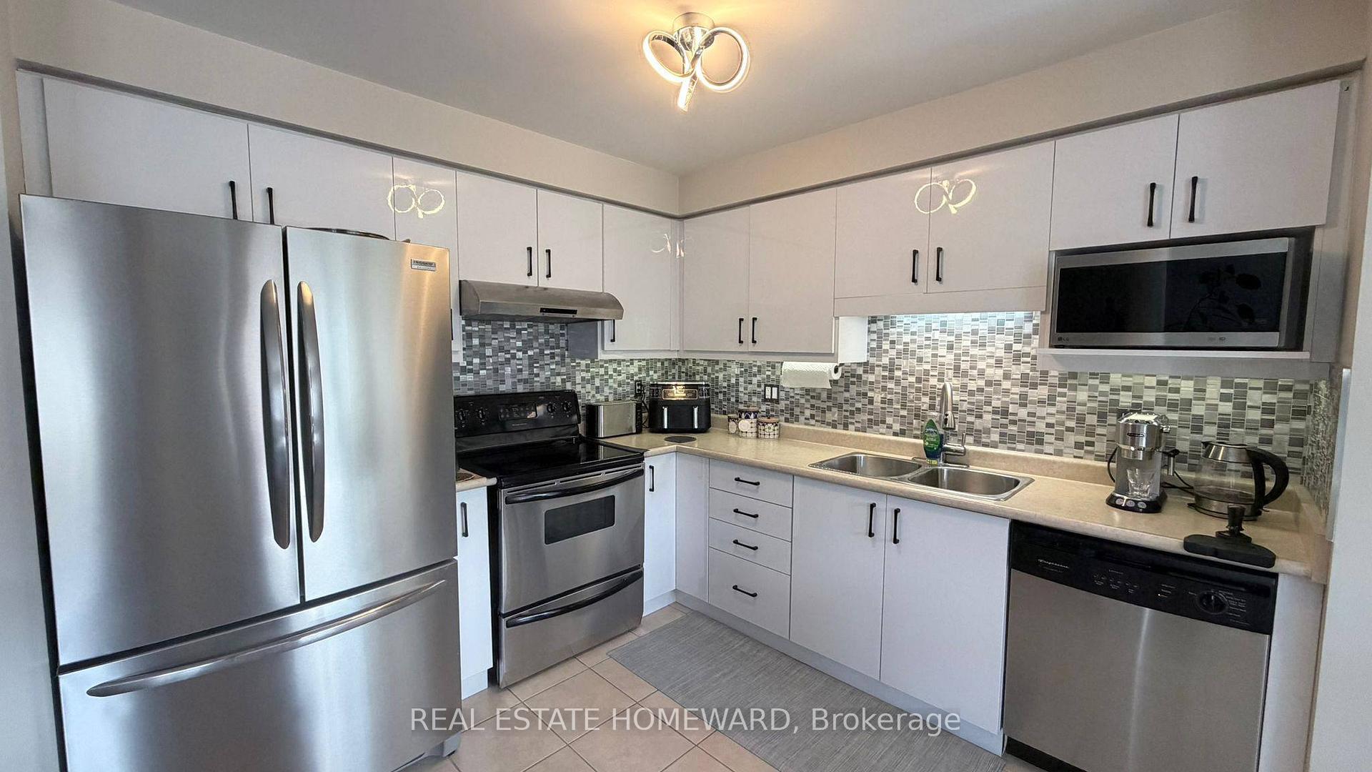 Photo 15 of 19 Bilbrough Street, Aurora, Bayview Northeast — HOMEH
