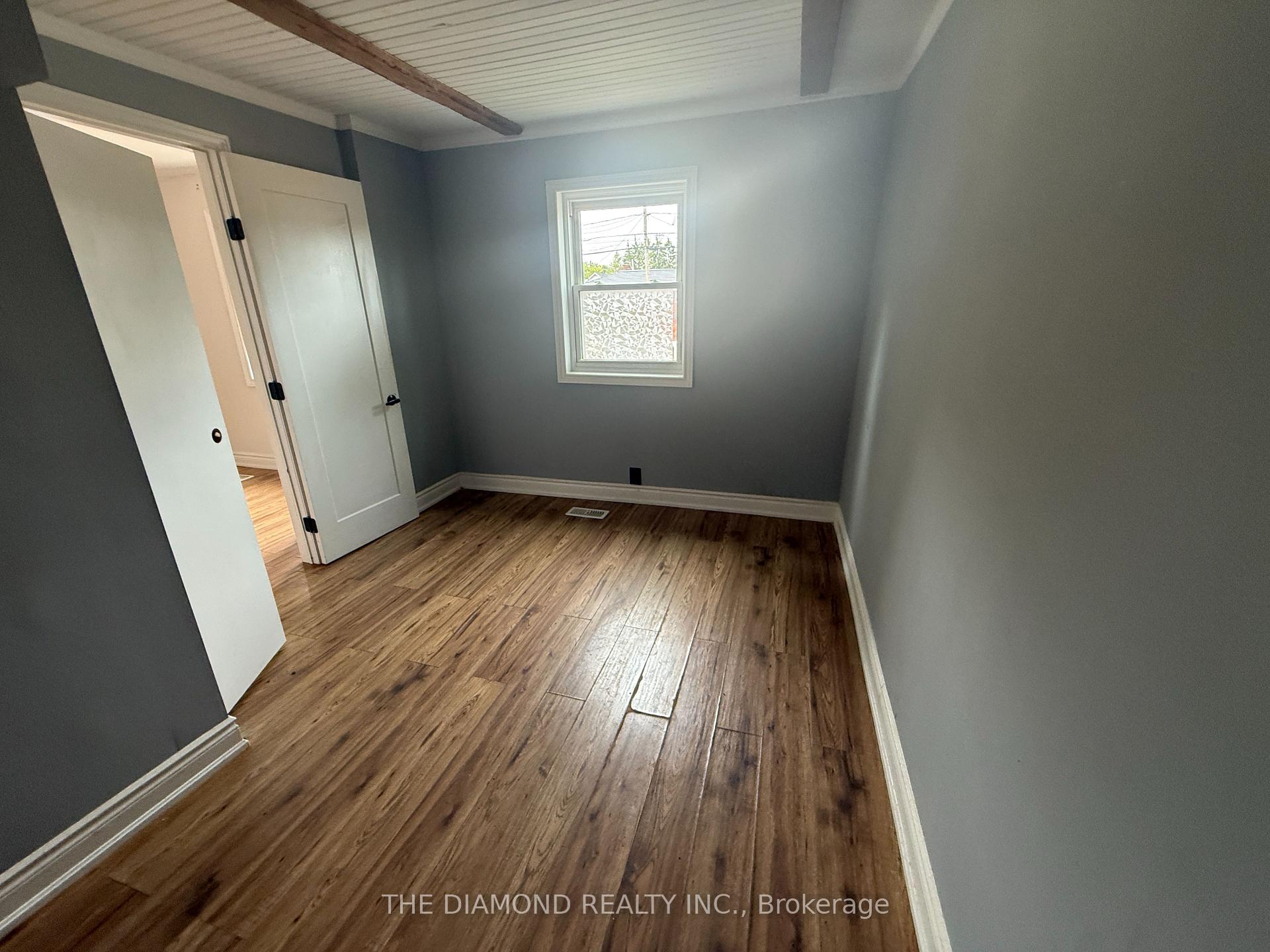 Photo 16 of 40 St Patrick Street, Kawartha Lakes, Lindsay — HOMEH