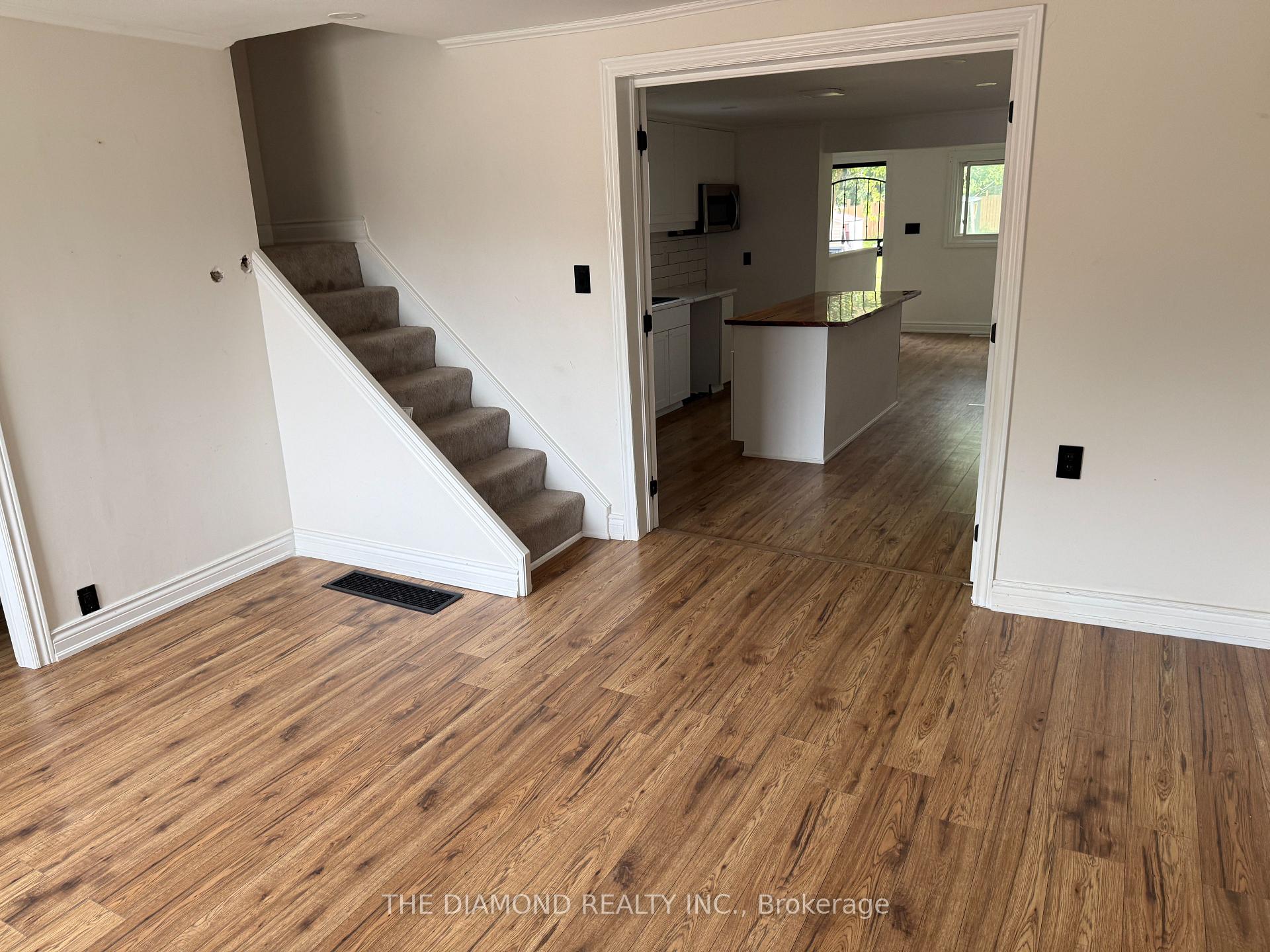 Photo 31 of 40 St Patrick Street, Kawartha Lakes, Lindsay — HOMEH