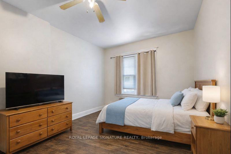 Photo 15 of 74 Kenilworth Avenue S, Hamilton, Delta — HOMEH