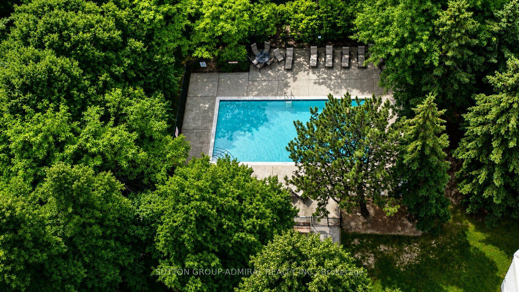 Photo 25 of 7250 Yonge Street, Vaughan, Crestwood-Springfarm-Yorkhill — HOMEH