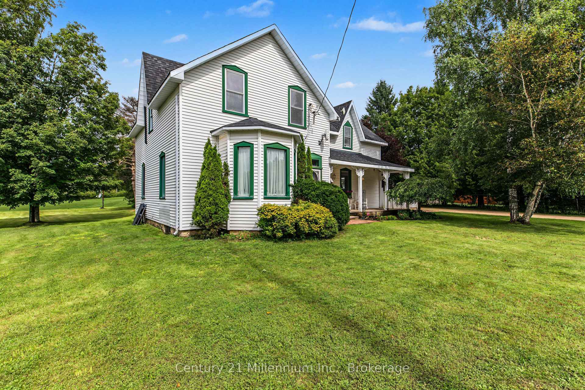 Photo 3 of 580283 Sideroad 60, Chatsworth — HOMEH