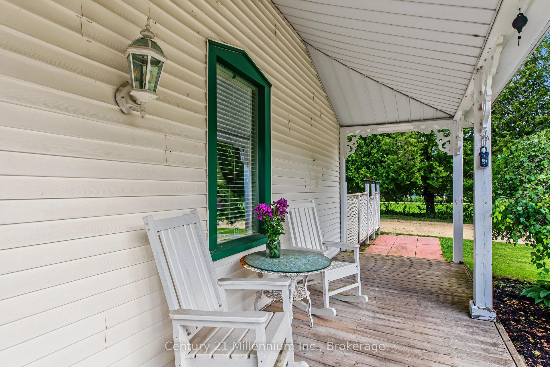 Photo 19 of 580283 Sideroad 60, Chatsworth — HOMEH