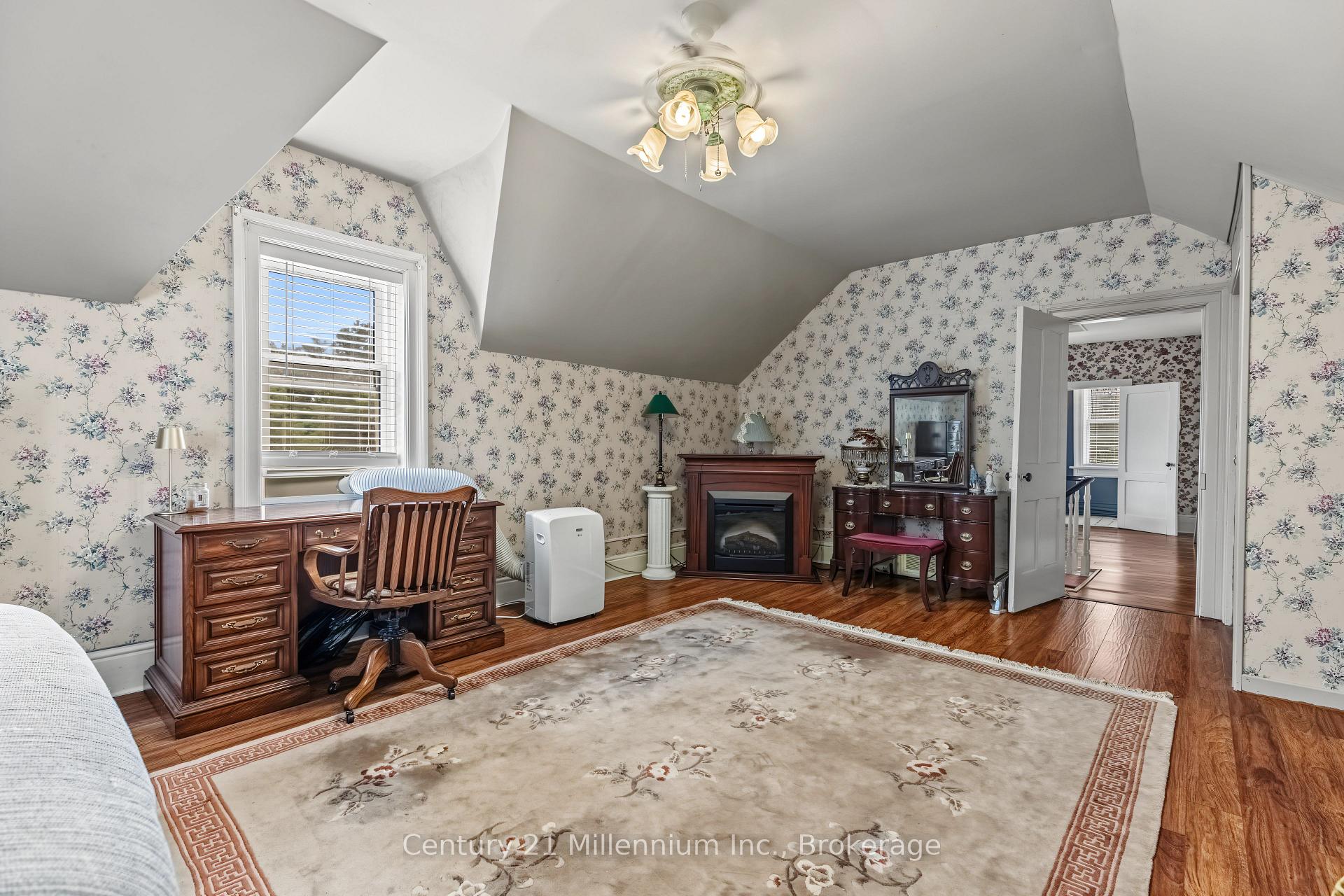 Photo 44 of 580283 Sideroad 60, Chatsworth — HOMEH