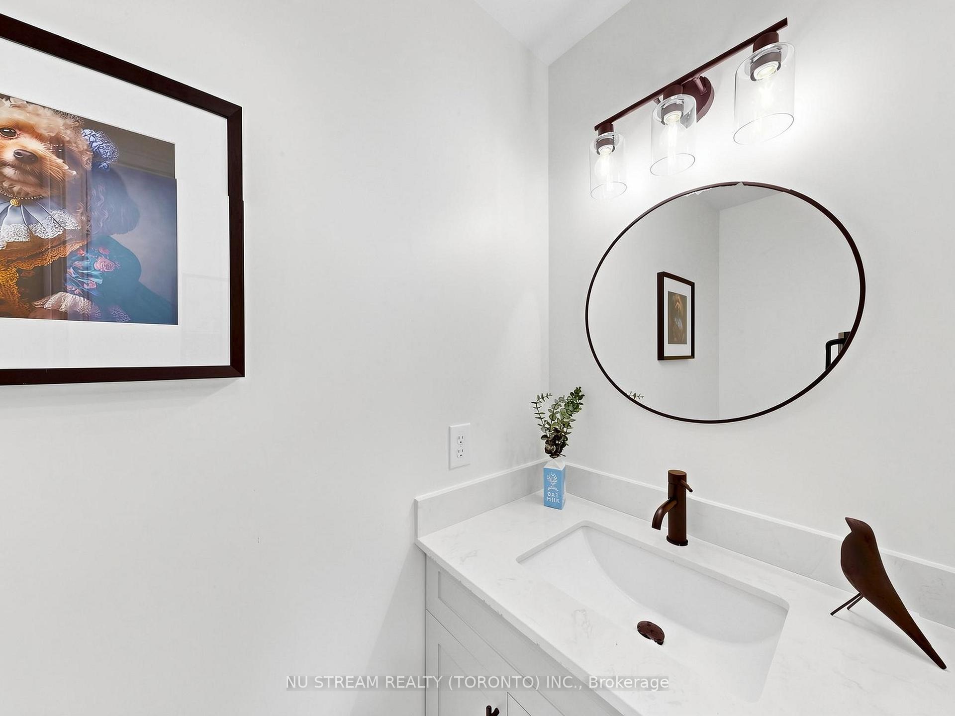 Photo 17 of 157 Bilbrough Street, Aurora, Bayview Northeast — HOMEH