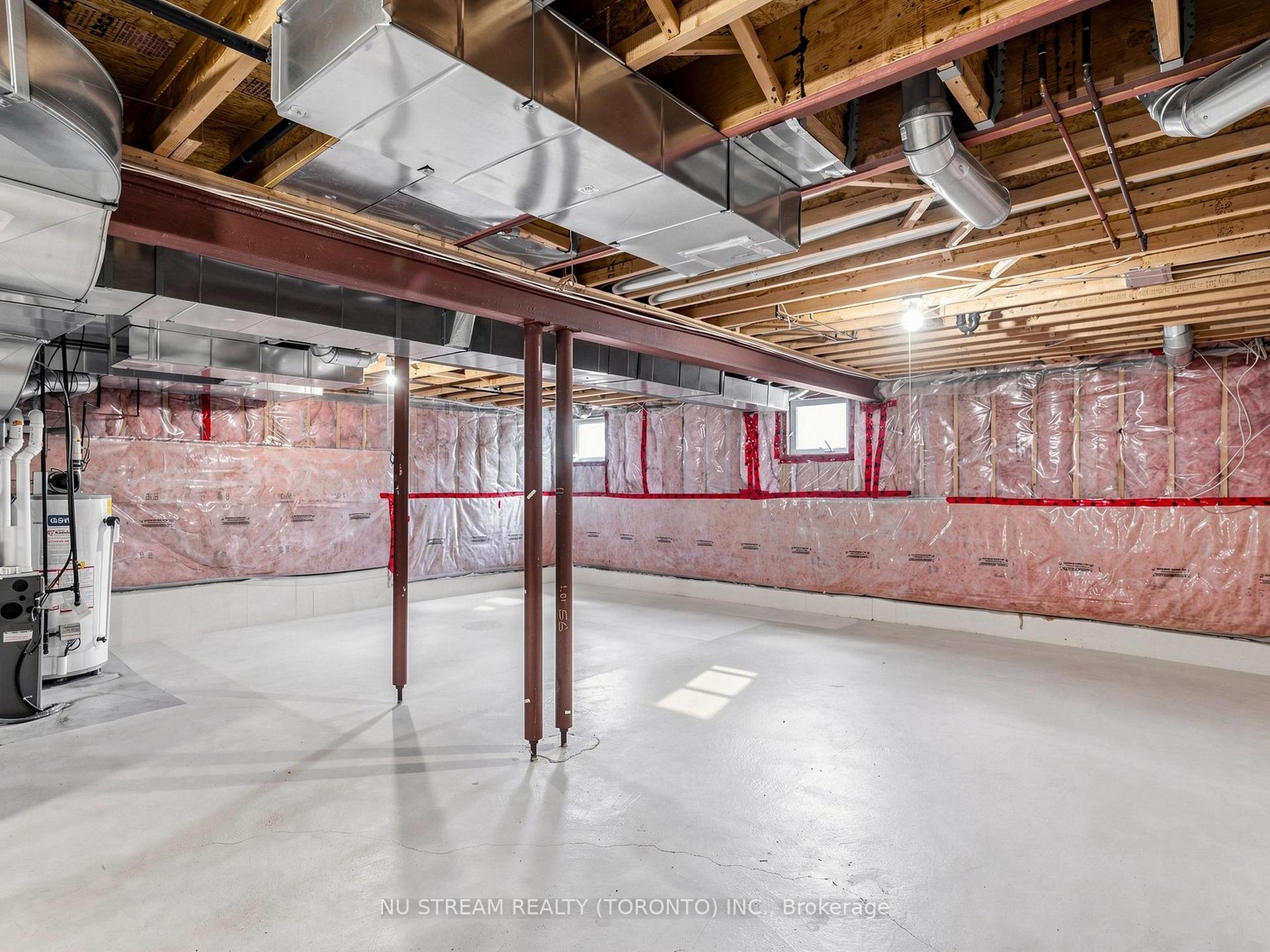 Photo 33 of 157 Bilbrough Street, Aurora, Bayview Northeast — HOMEH