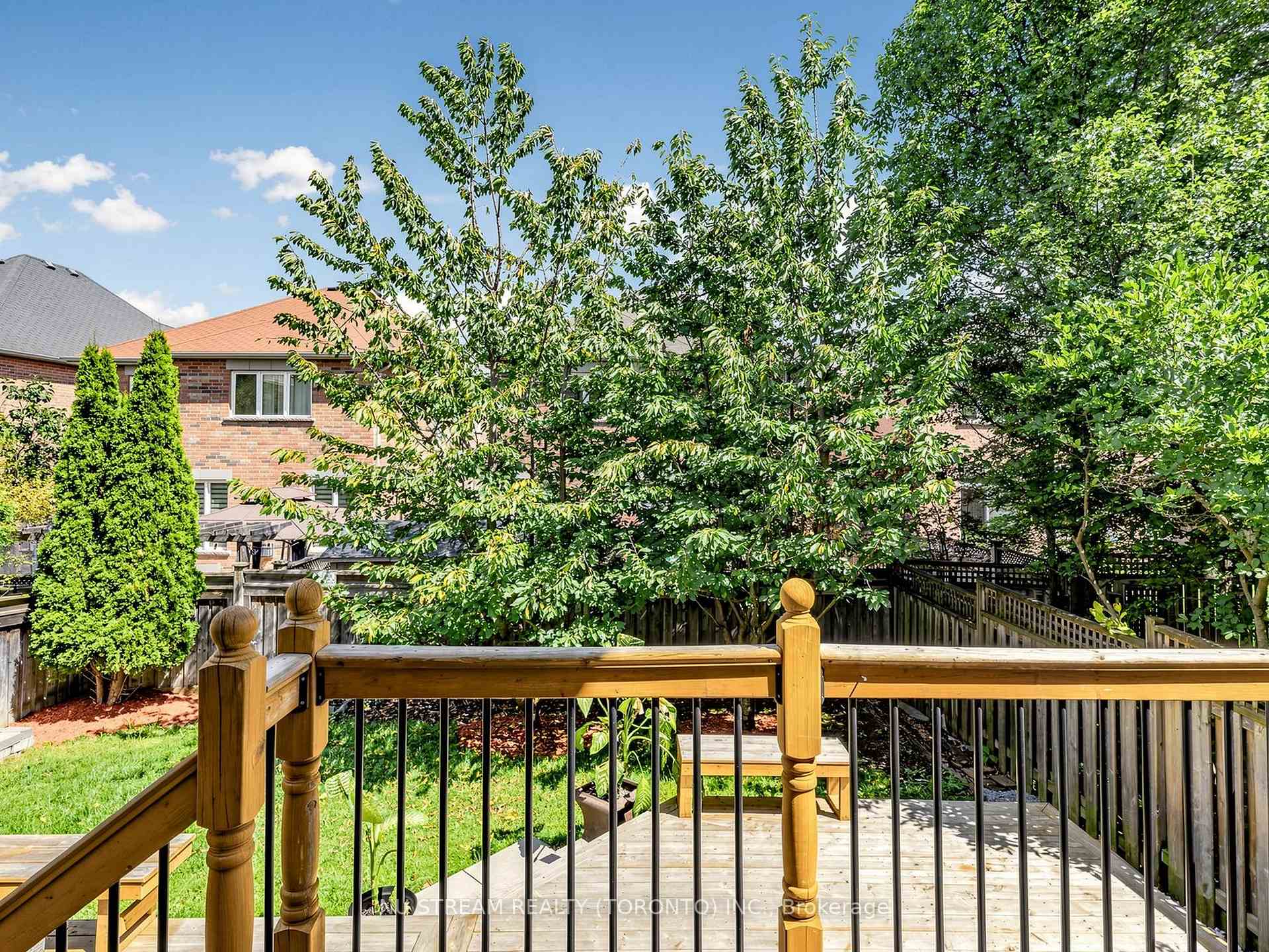 Photo 36 of 157 Bilbrough Street, Aurora, Bayview Northeast — HOMEH