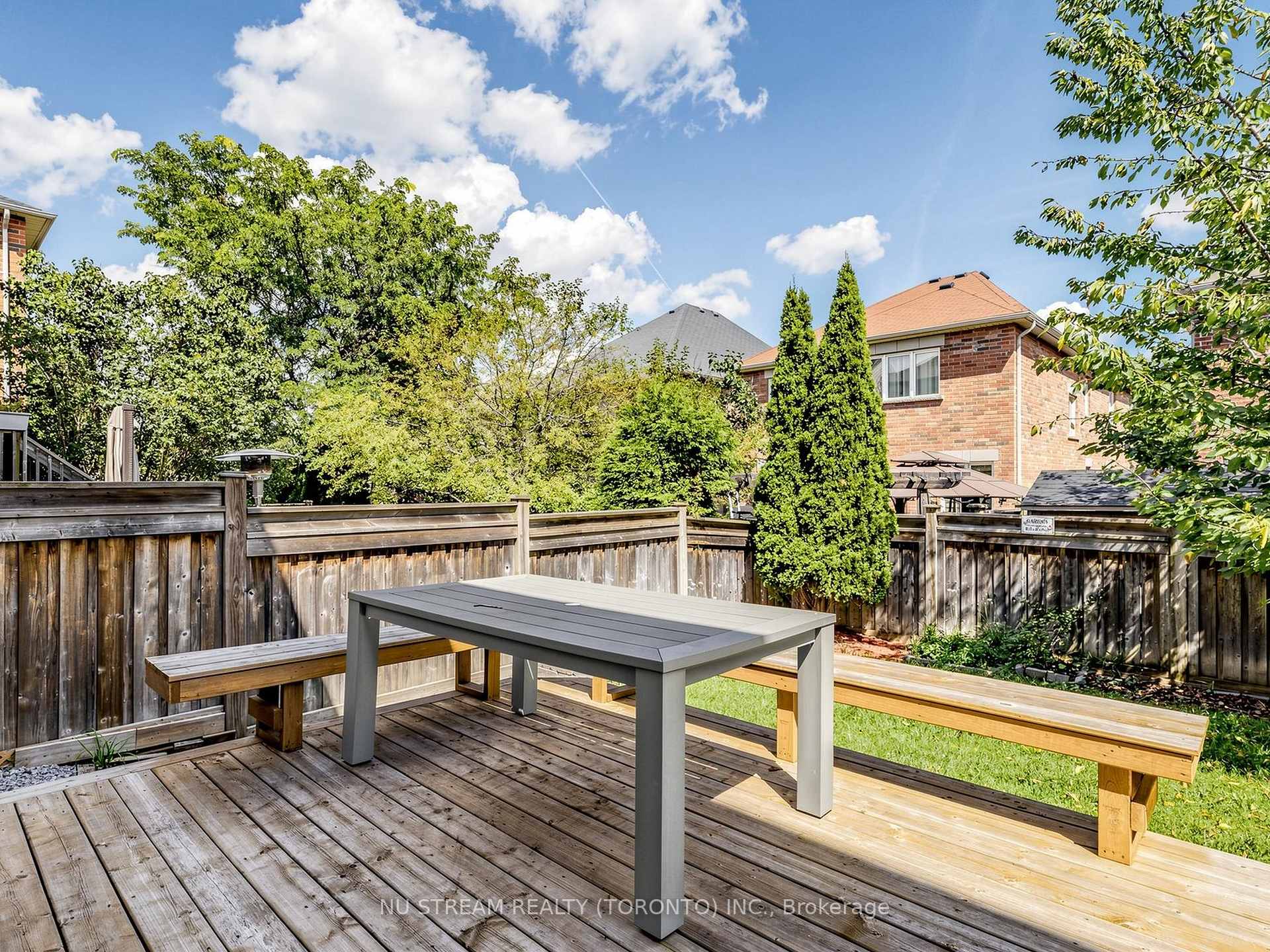 Photo 37 of 157 Bilbrough Street, Aurora, Bayview Northeast — HOMEH