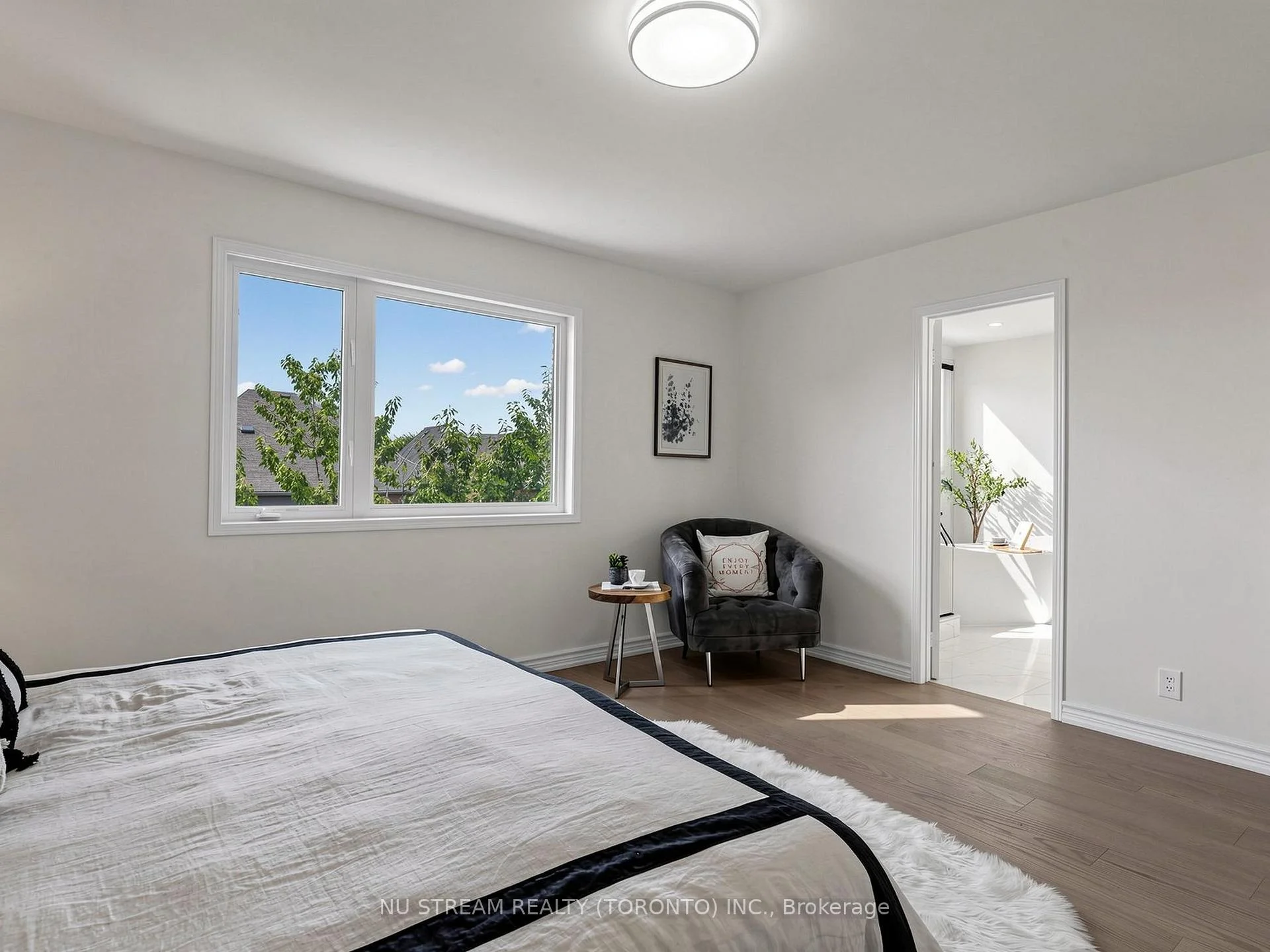 Photo 19 of 157 Bilbrough Street, Aurora, Bayview Northeast — HOMEH