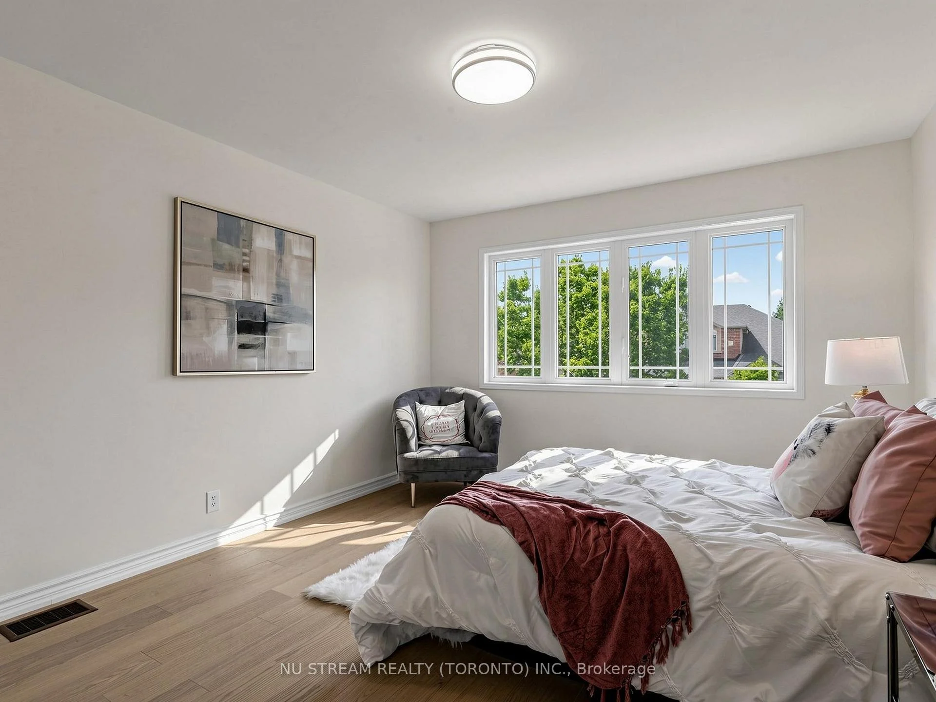 Photo 26 of 157 Bilbrough Street, Aurora, Bayview Northeast — HOMEH