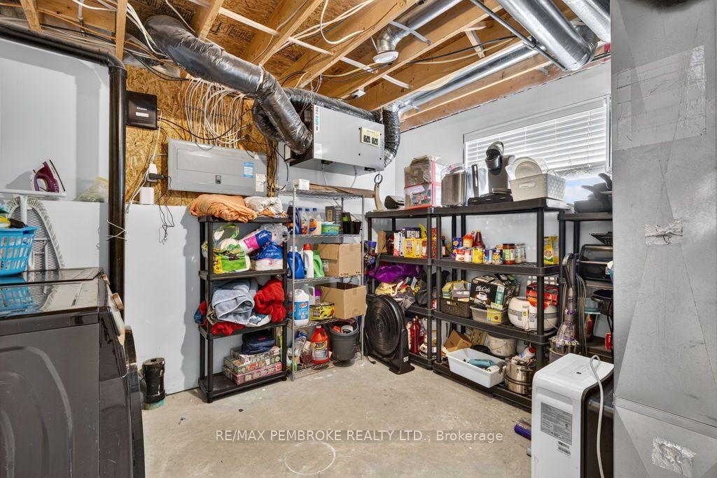 Photo 36 of 3 Winfield Street, Petawawa, Petawawa — HOMEH