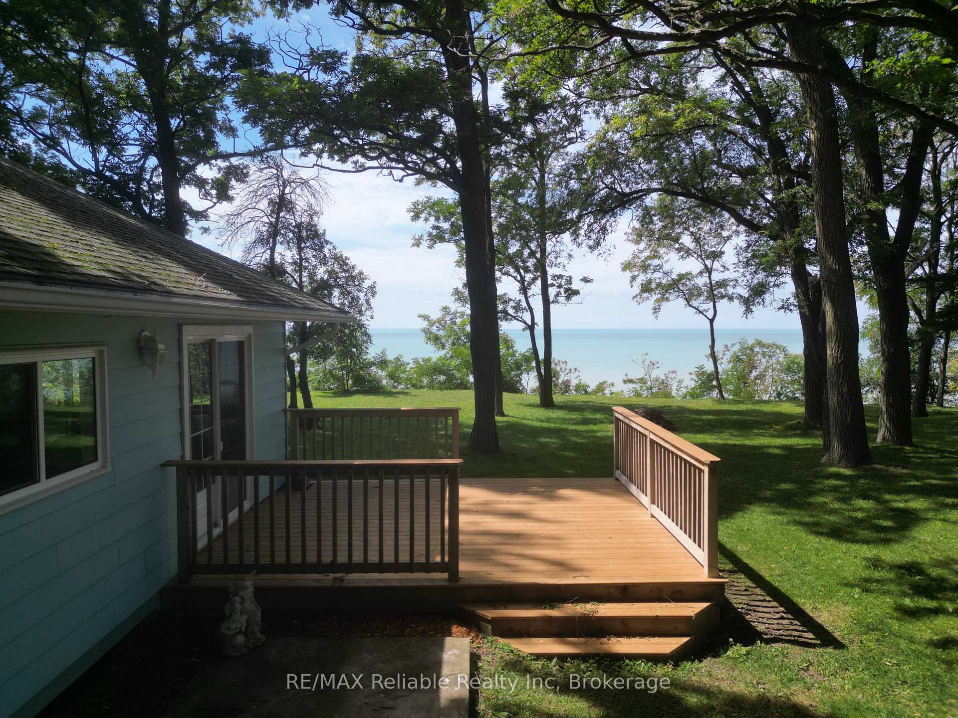 Photo 4 of 77543 Melena Drive, Central Huron, Goderich — HOMEH