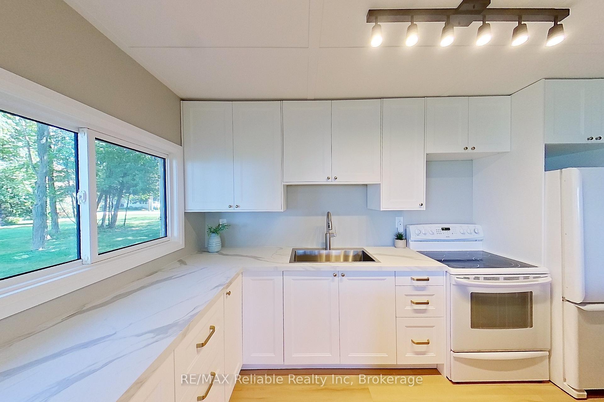 Photo 12 of 77543 Melena Drive, Central Huron, Goderich — HOMEH