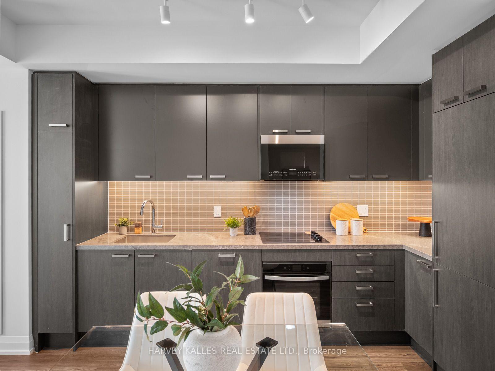 Photo 13 of Unit 3609, 20 Soudan Avenue, Toronto, Mount Pleasant West — HOMEH