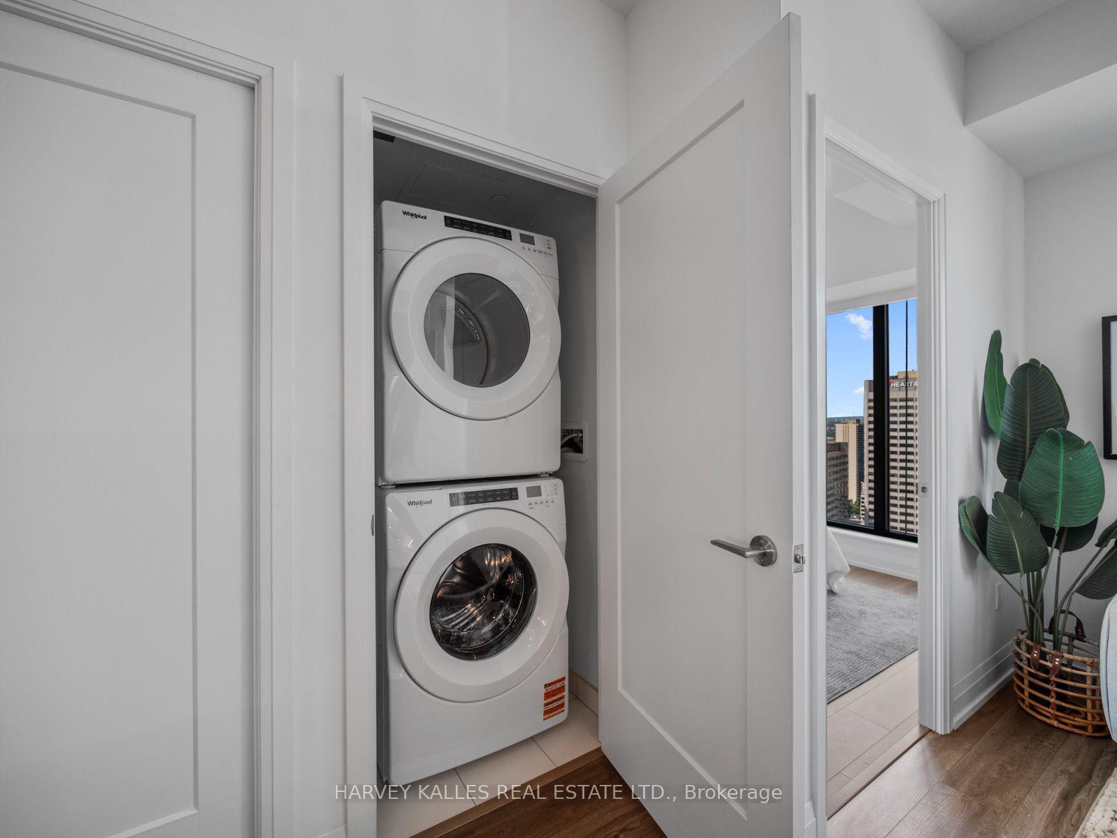Photo 27 of Unit 3609, 20 Soudan Avenue, Toronto, Mount Pleasant West — HOMEH