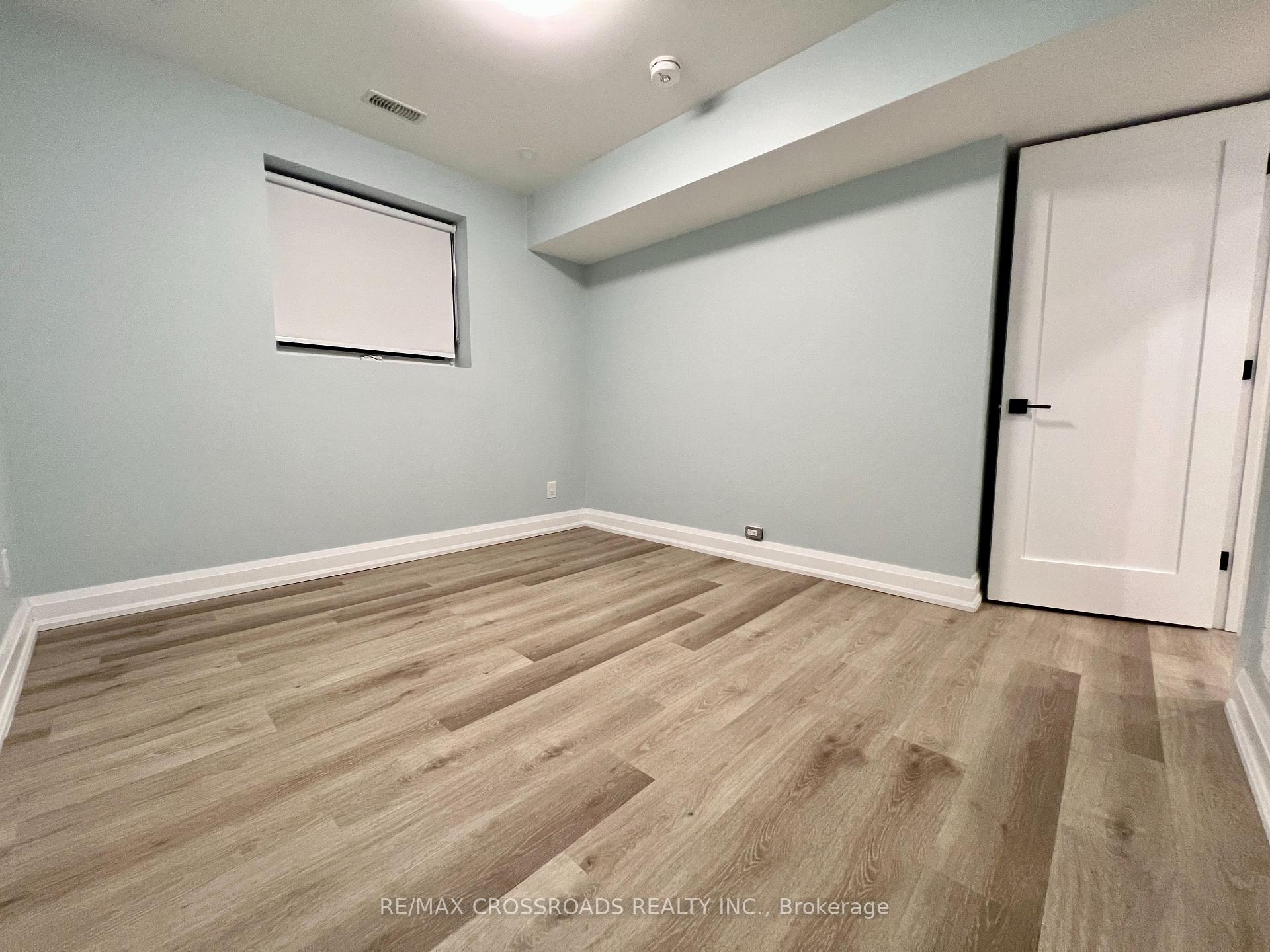Photo 12 of Unit 1, 25 Glenside Avenue, Toronto, Greenwood-Coxwell — HOMEH