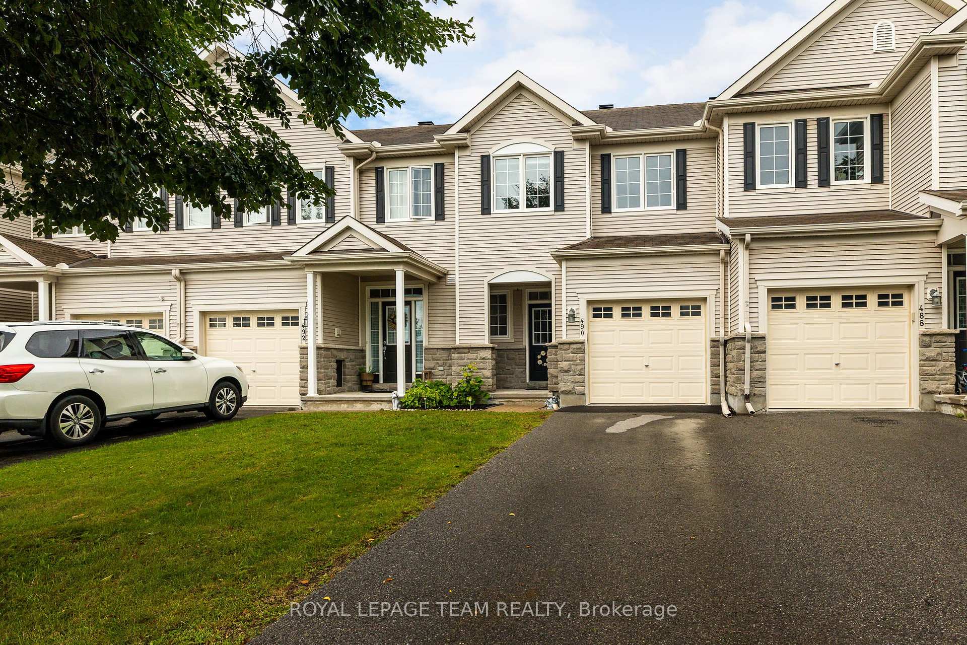 Photo 1 of 490 Dundonald Drive, Ottawa, Barrhaven - Stonebridge — HOMEH