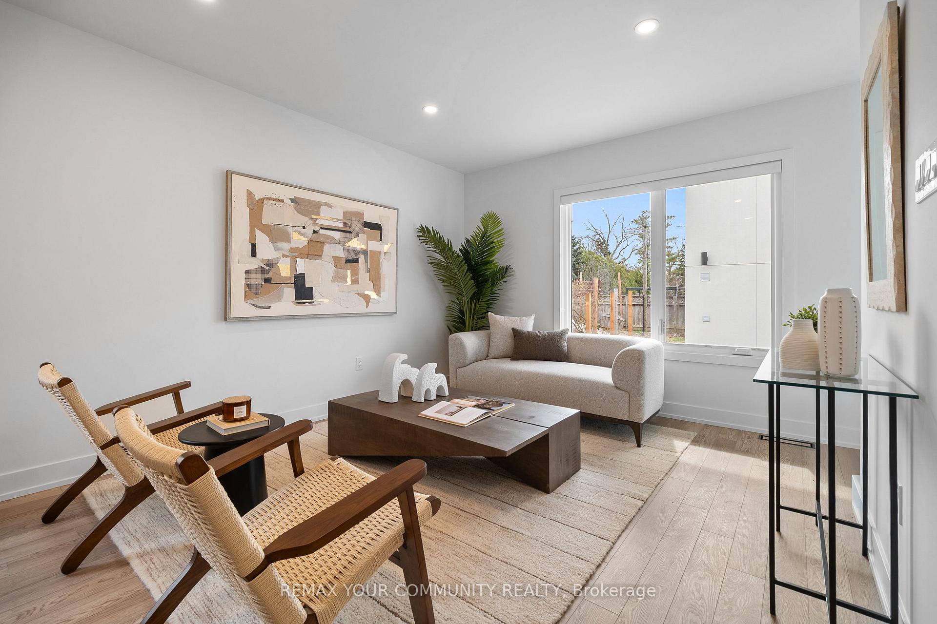 Photo 11 of Unit 2, 34 Poplar Avenue, Etobicoke, Islington-City Centre West — HOMEH