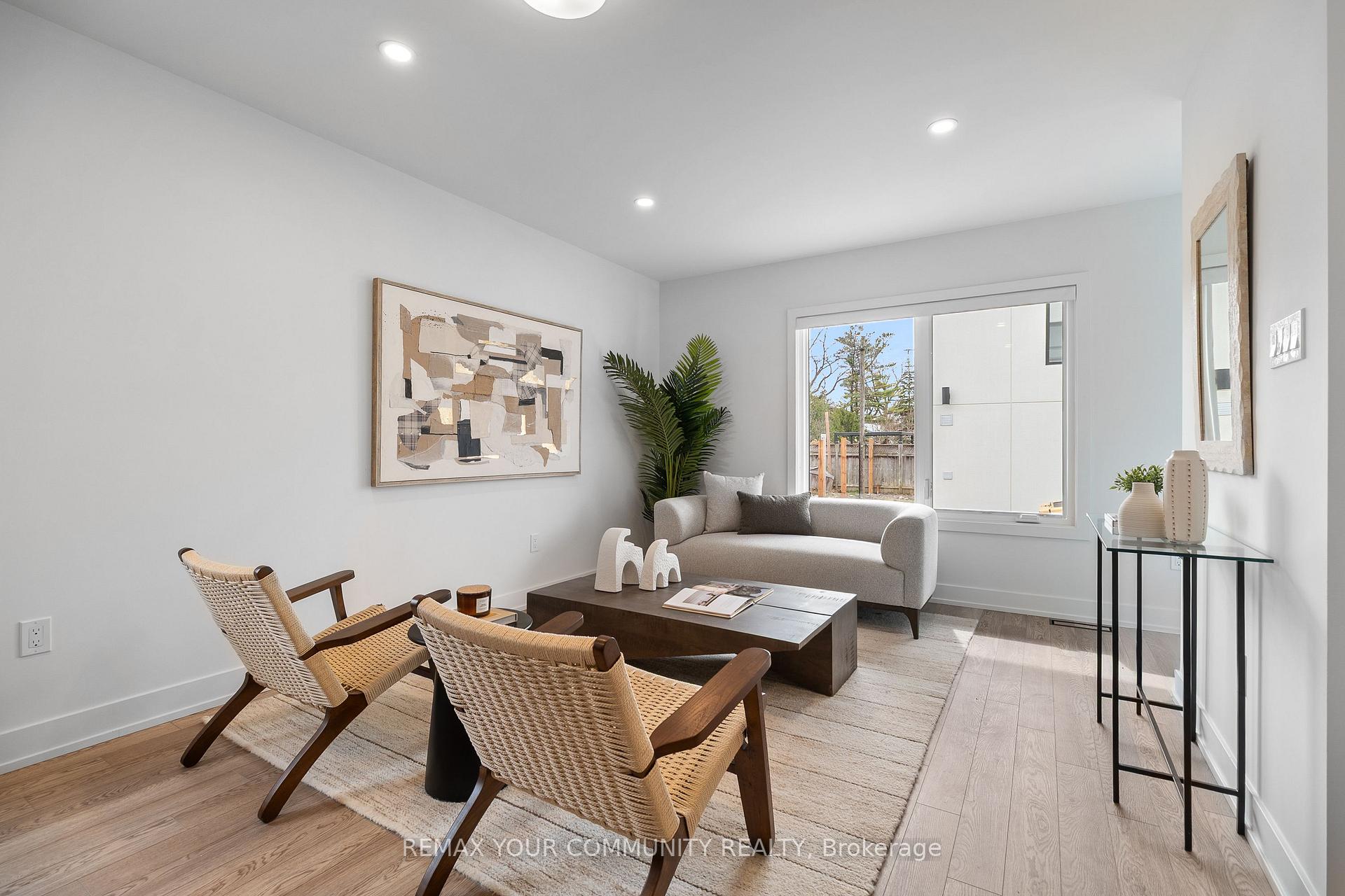 Photo 12 of Unit 2, 34 Poplar Avenue, Etobicoke, Islington-City Centre West — HOMEH