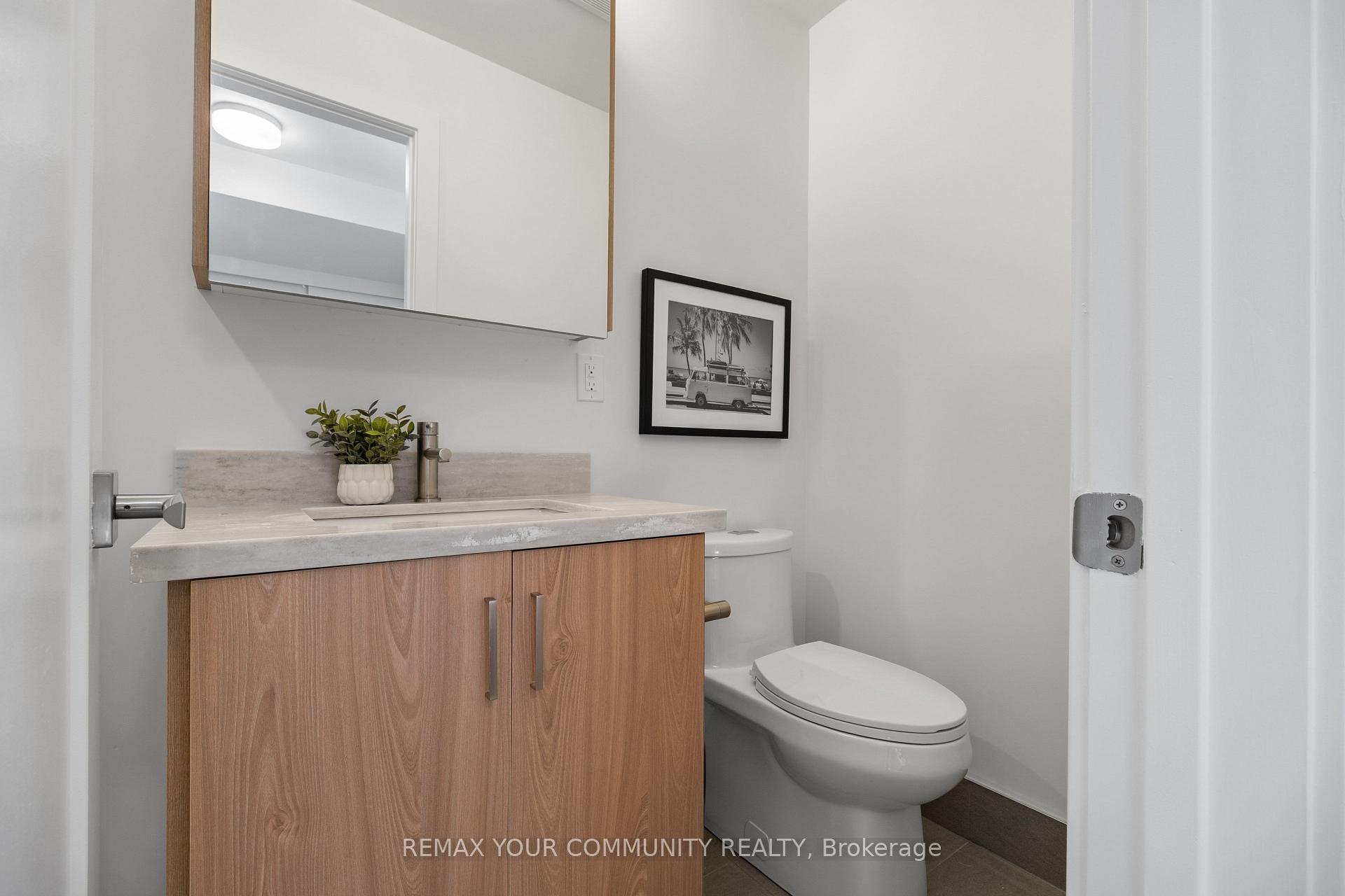Photo 19 of Unit 2, 34 Poplar Avenue, Etobicoke, Islington-City Centre West — HOMEH