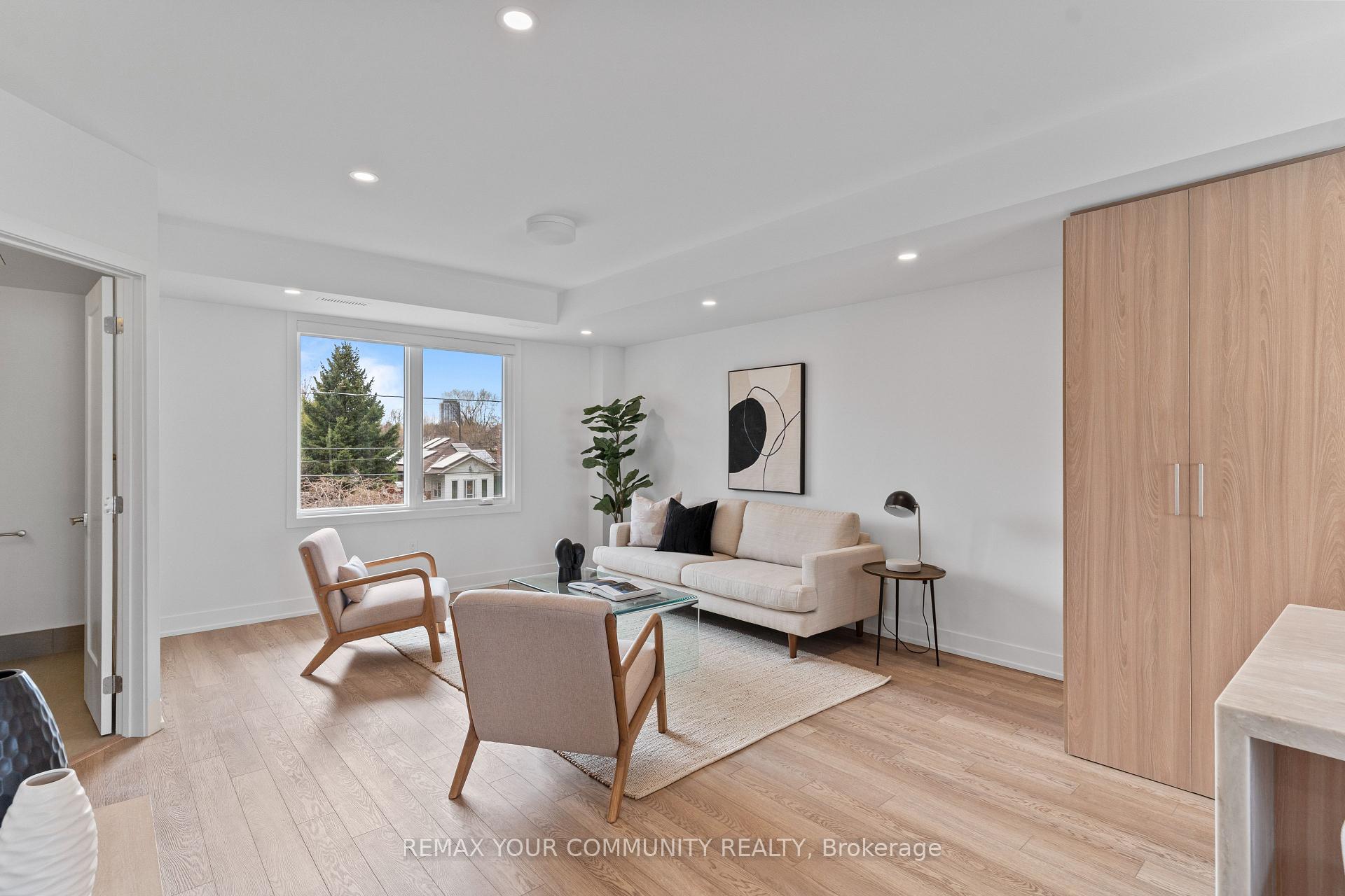Photo 29 of Unit 3, 15 Acorn Avenue, Etobicoke, Islington-City Centre West — HOMEH