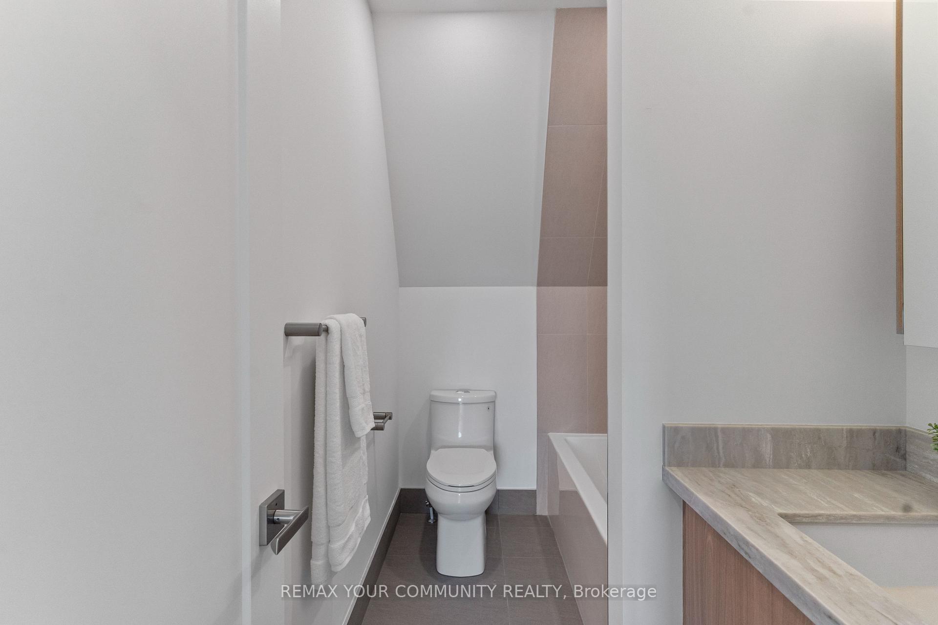 Photo 77 of Unit 3, 15 Acorn Avenue, Etobicoke, Islington-City Centre West — HOMEH