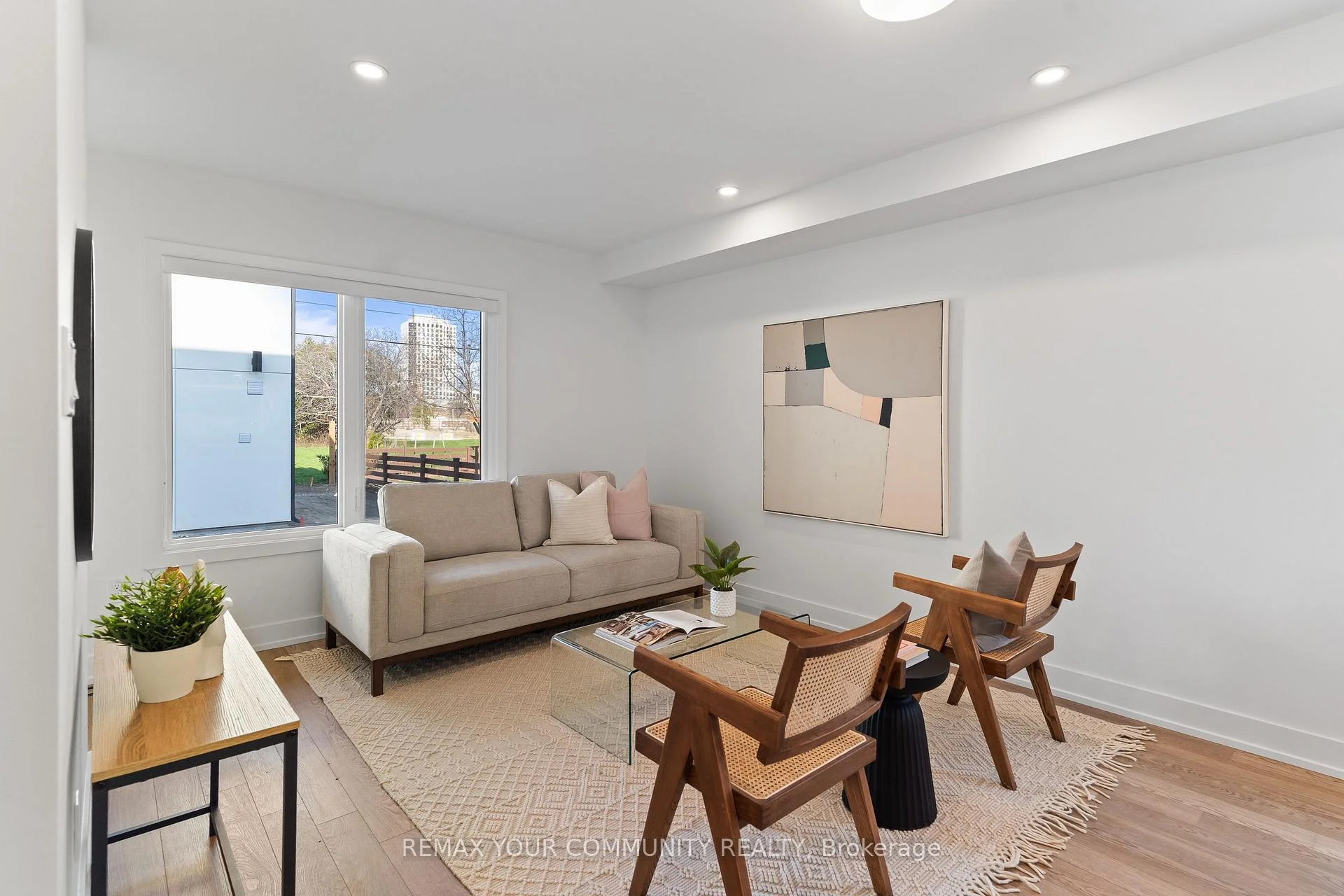 Photo 12 of Unit 3, 15 Acorn Avenue, Etobicoke, Islington-City Centre West — HOMEH