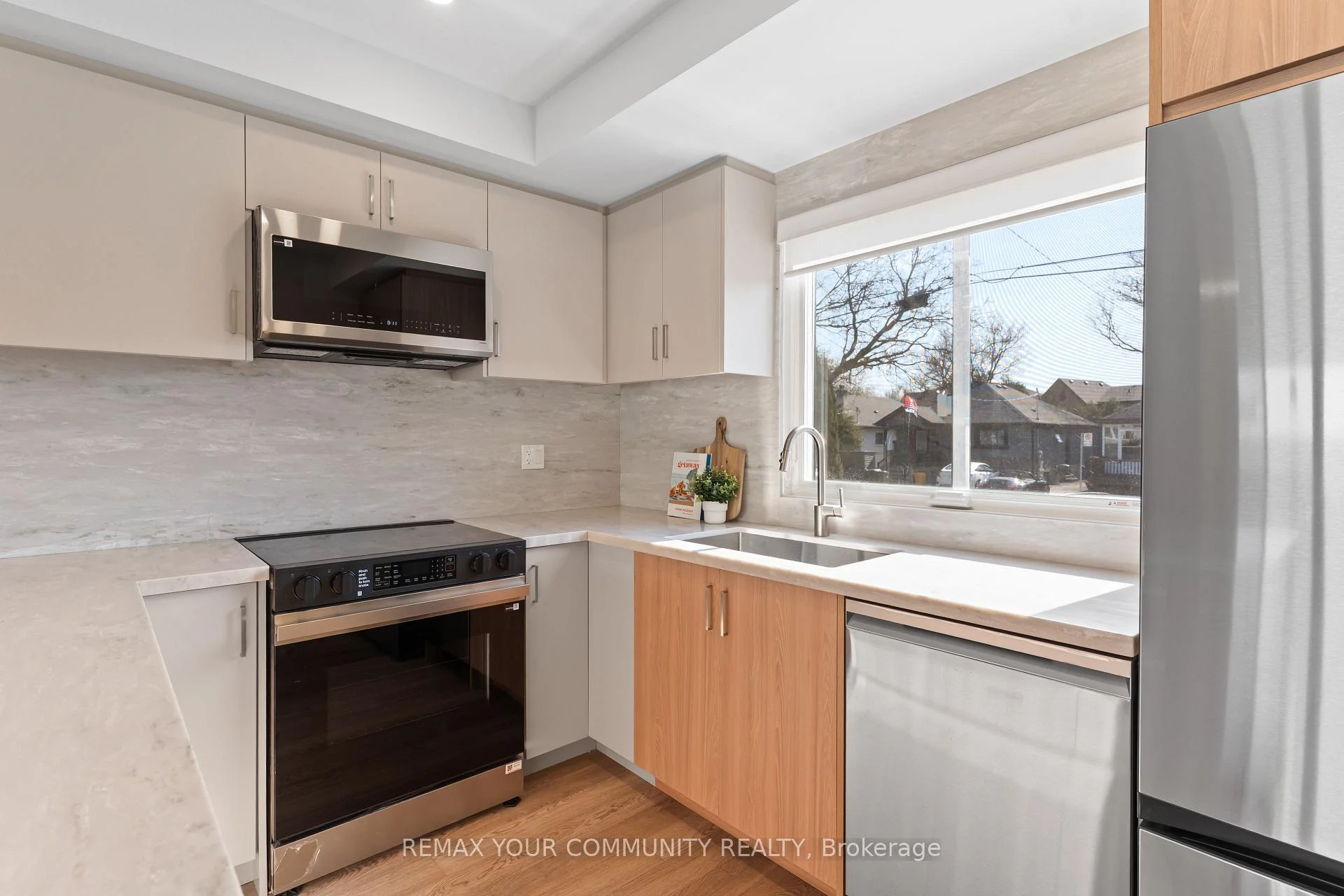 Photo 36 of Unit 3, 15 Acorn Avenue, Etobicoke, Islington-City Centre West — HOMEH
