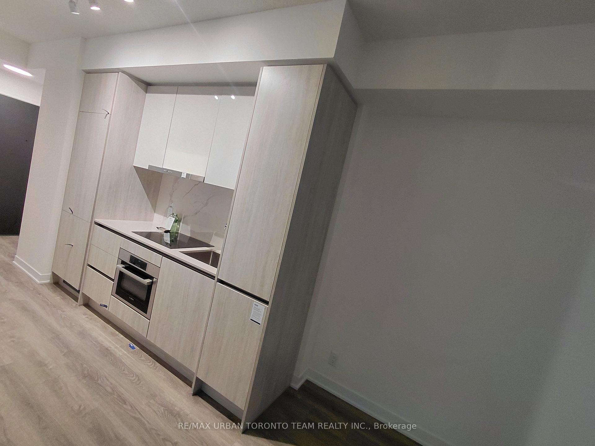 Photo 4 of Unit 1702, 180 Front Street E, Toronto, Moss Park — HOMEH