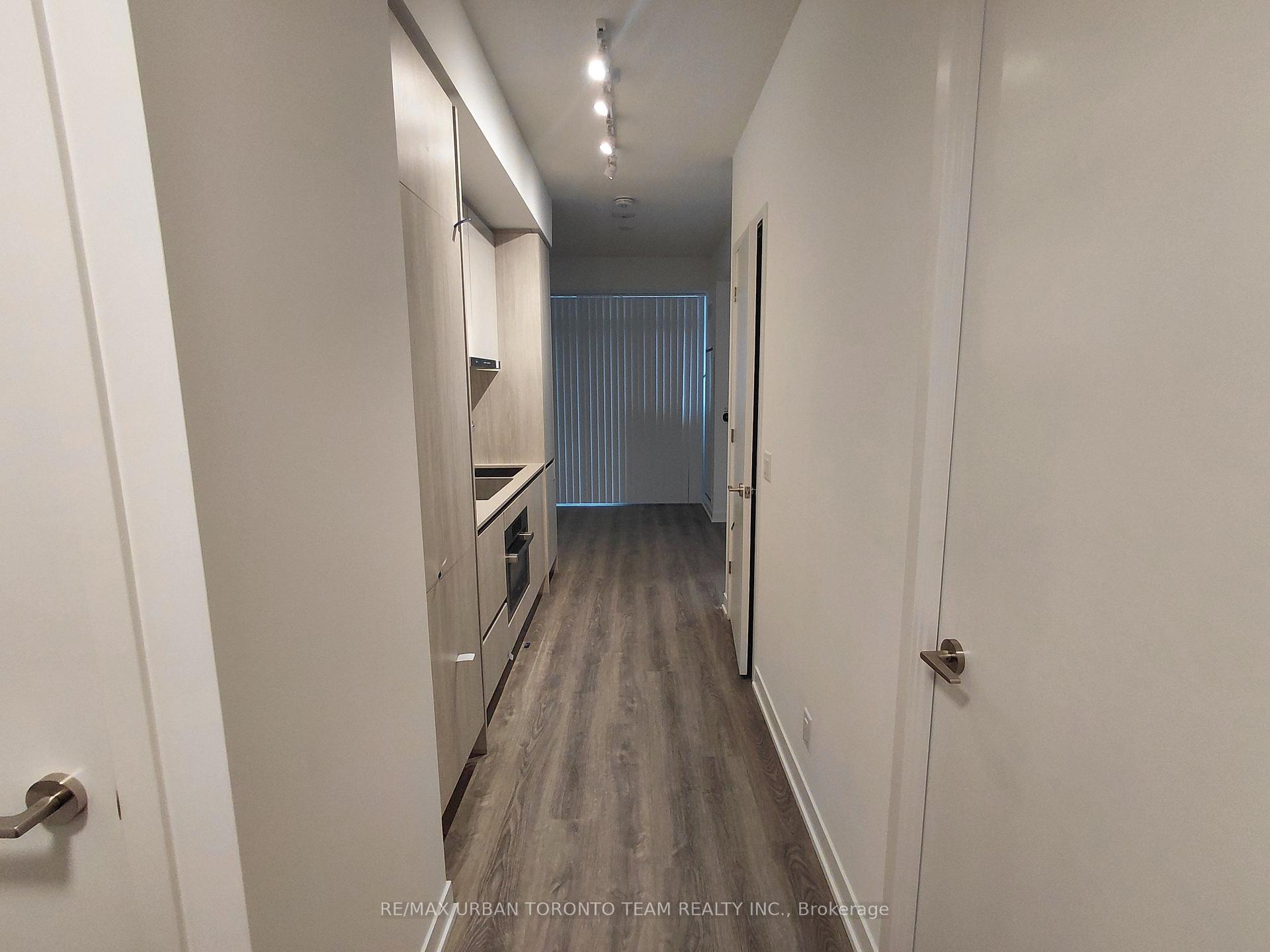 Photo 5 of Unit 1702, 180 Front Street E, Toronto, Moss Park — HOMEH