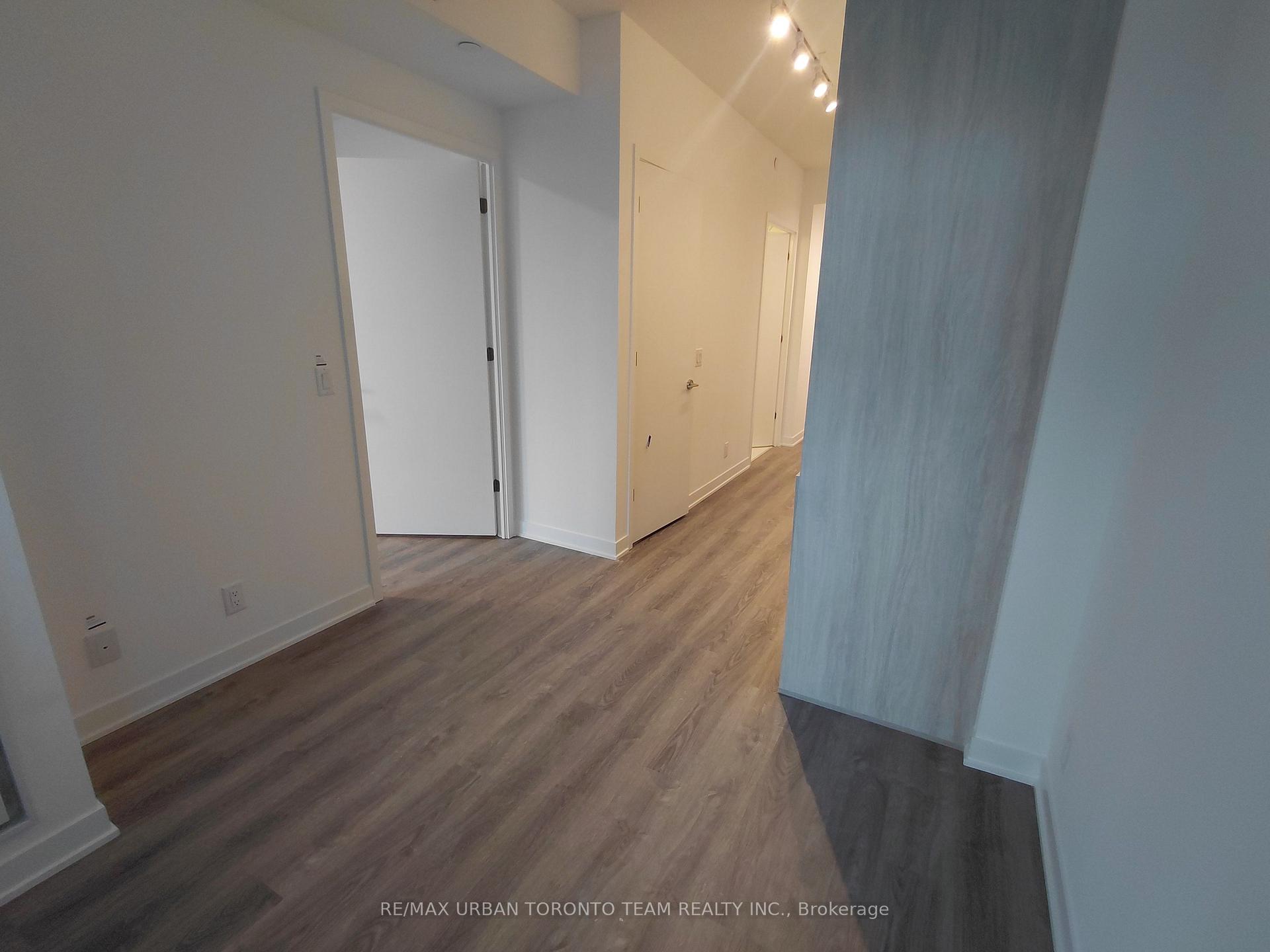 Photo 7 of Unit 1702, 180 Front Street E, Toronto, Moss Park — HOMEH