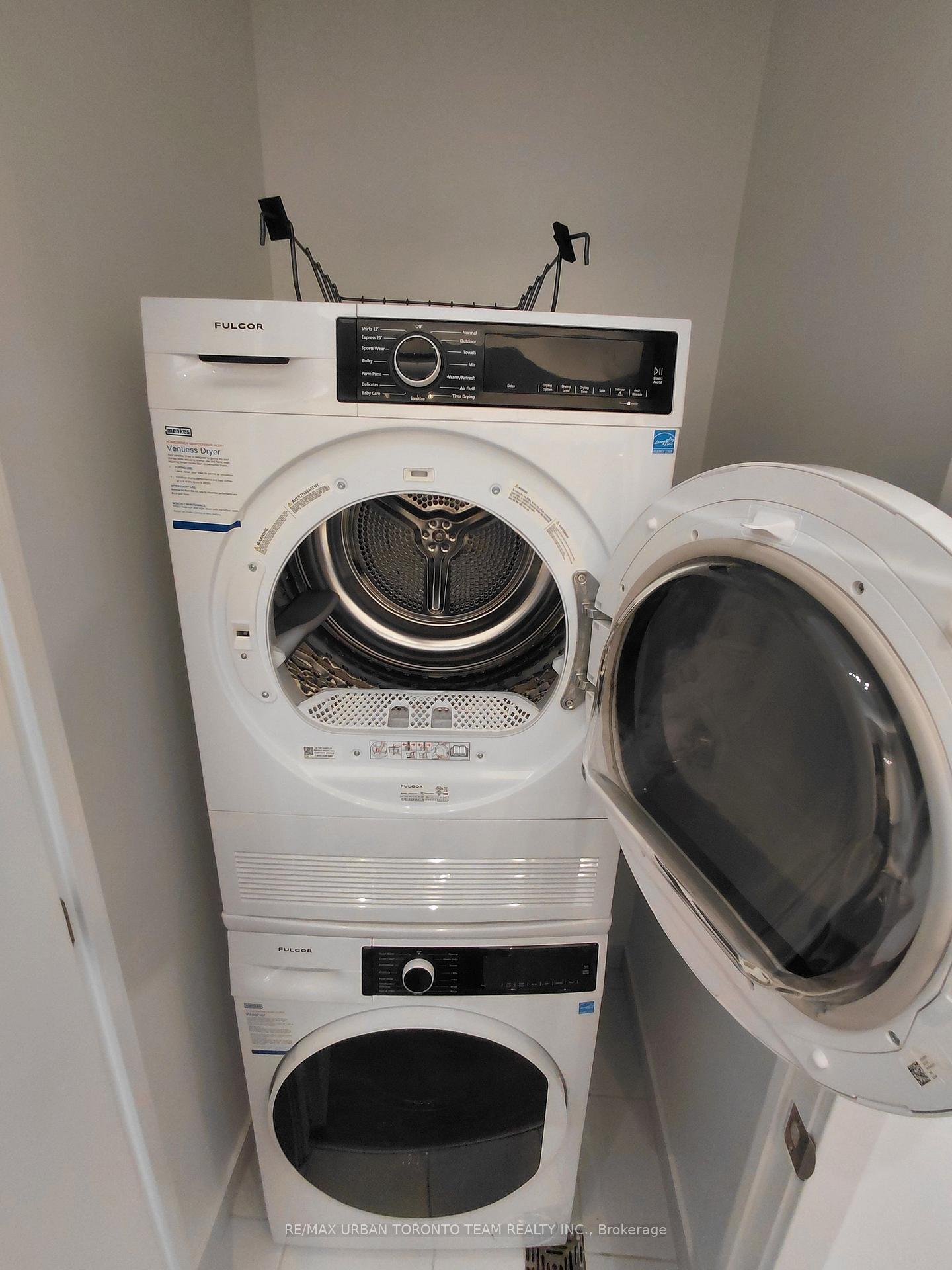 Photo 14 of Unit 1702, 180 Front Street E, Toronto, Moss Park — HOMEH