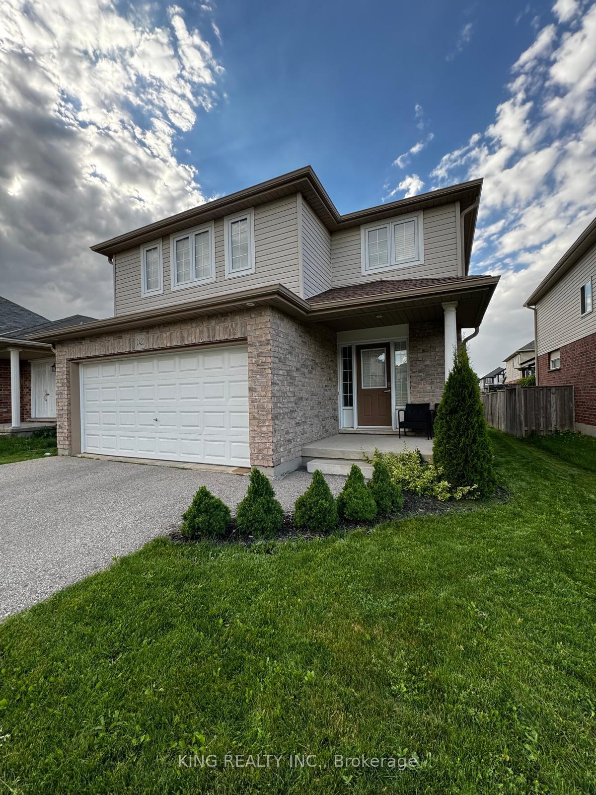 Photo 2 of 2420 Asima Drive, London, South U — HOMEH