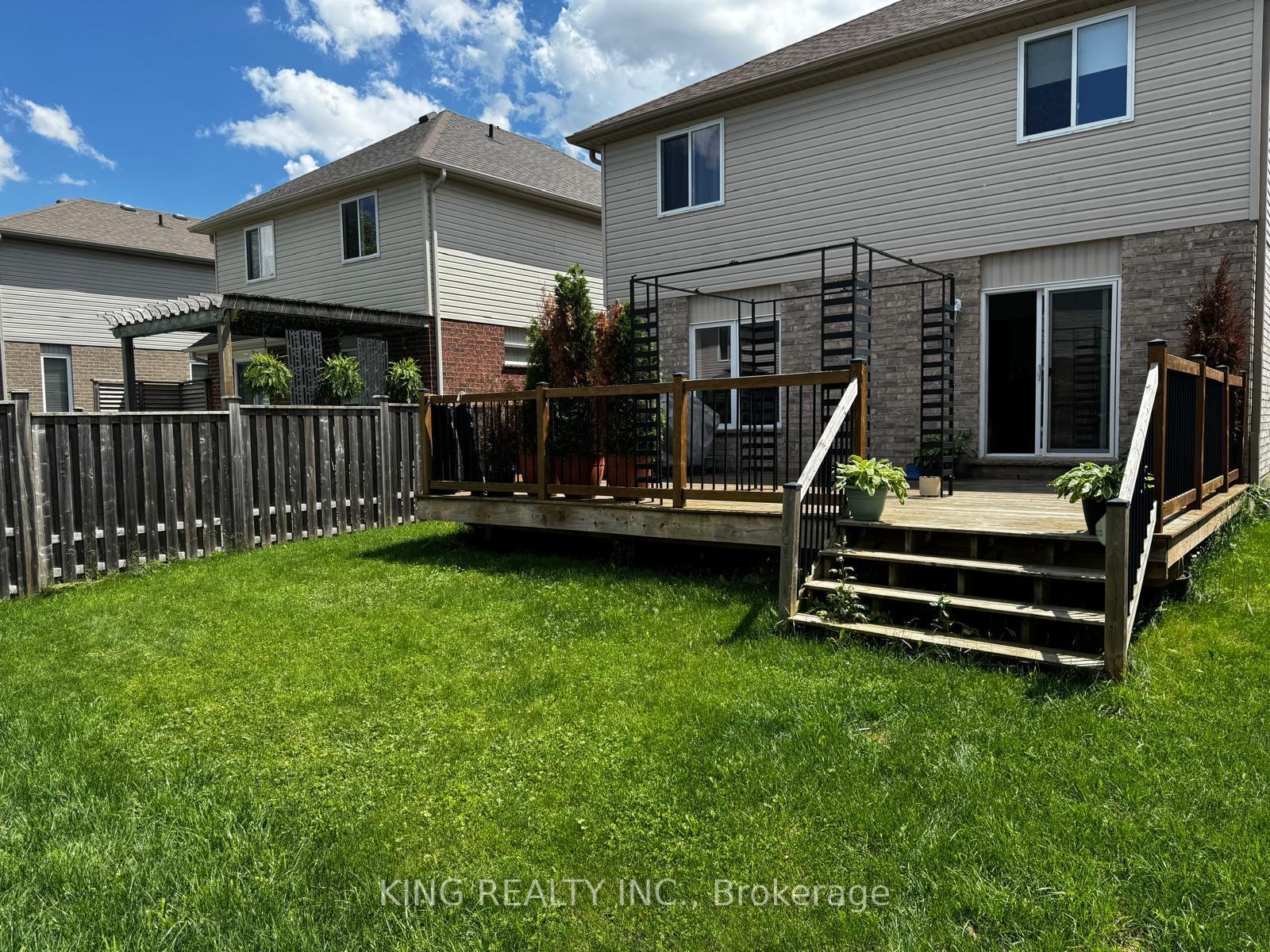 Photo 3 of 2420 Asima Drive, London, South U — HOMEH