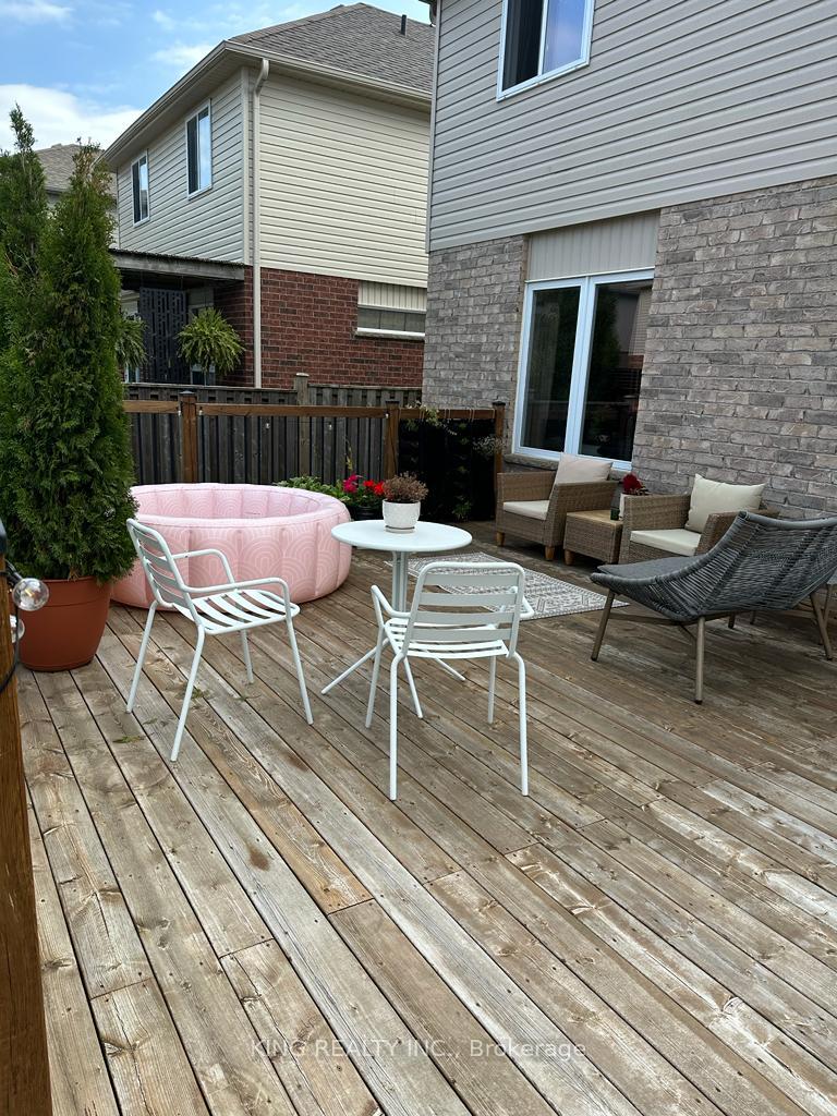 Photo 5 of 2420 Asima Drive, London, South U — HOMEH