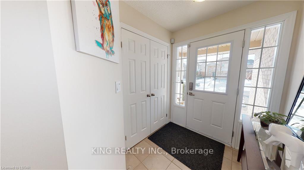 Photo 7 of 2420 Asima Drive, London, South U — HOMEH