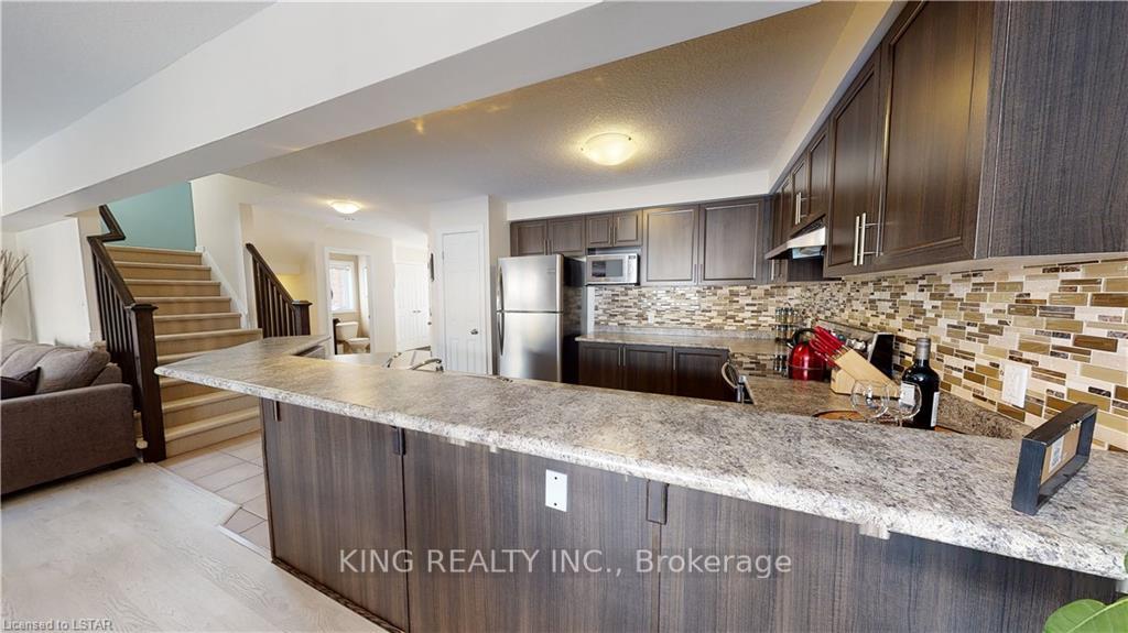 Photo 11 of 2420 Asima Drive, London, South U — HOMEH
